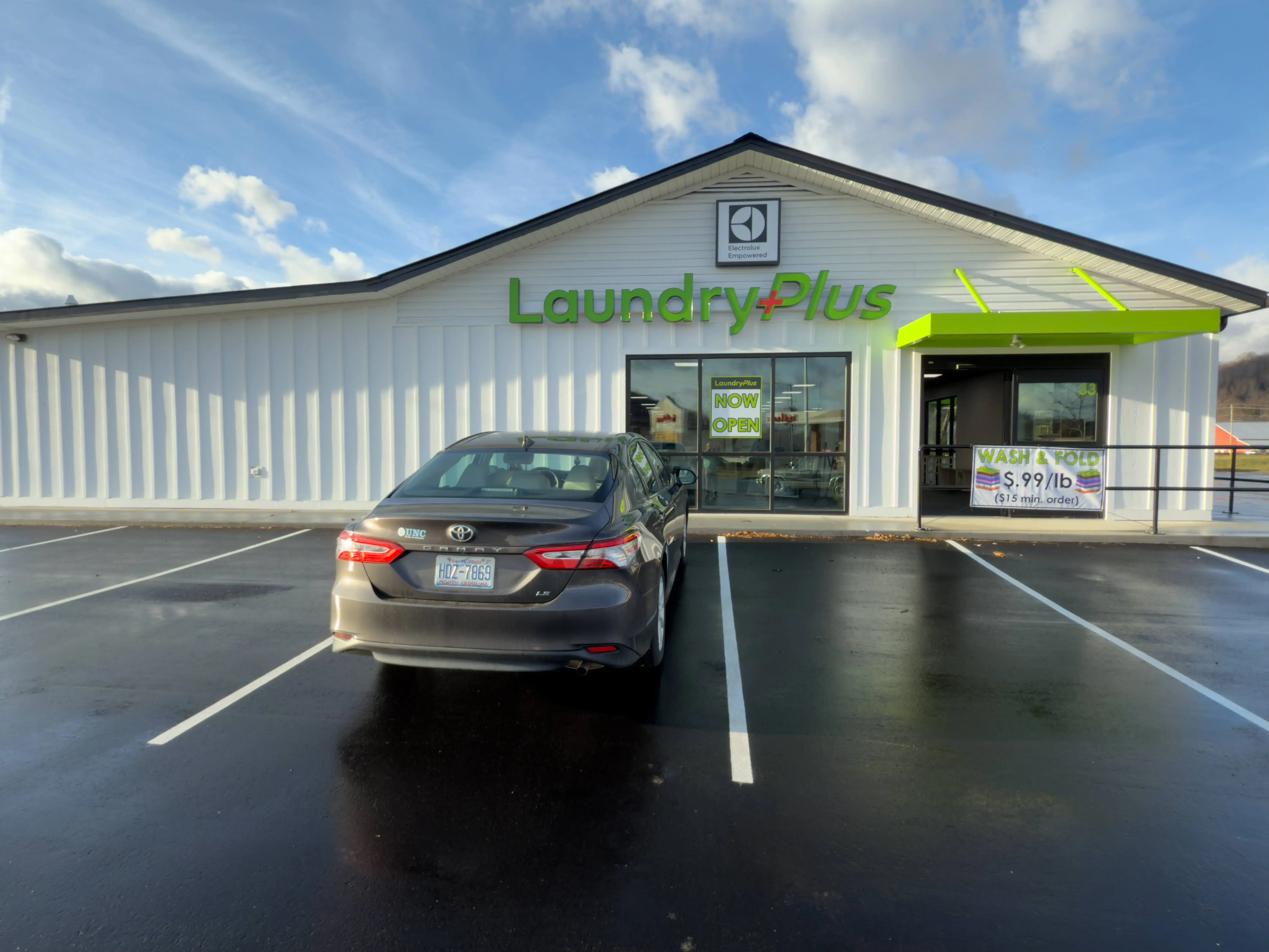 Laundry Plus Of Waynesville thumbnail 4