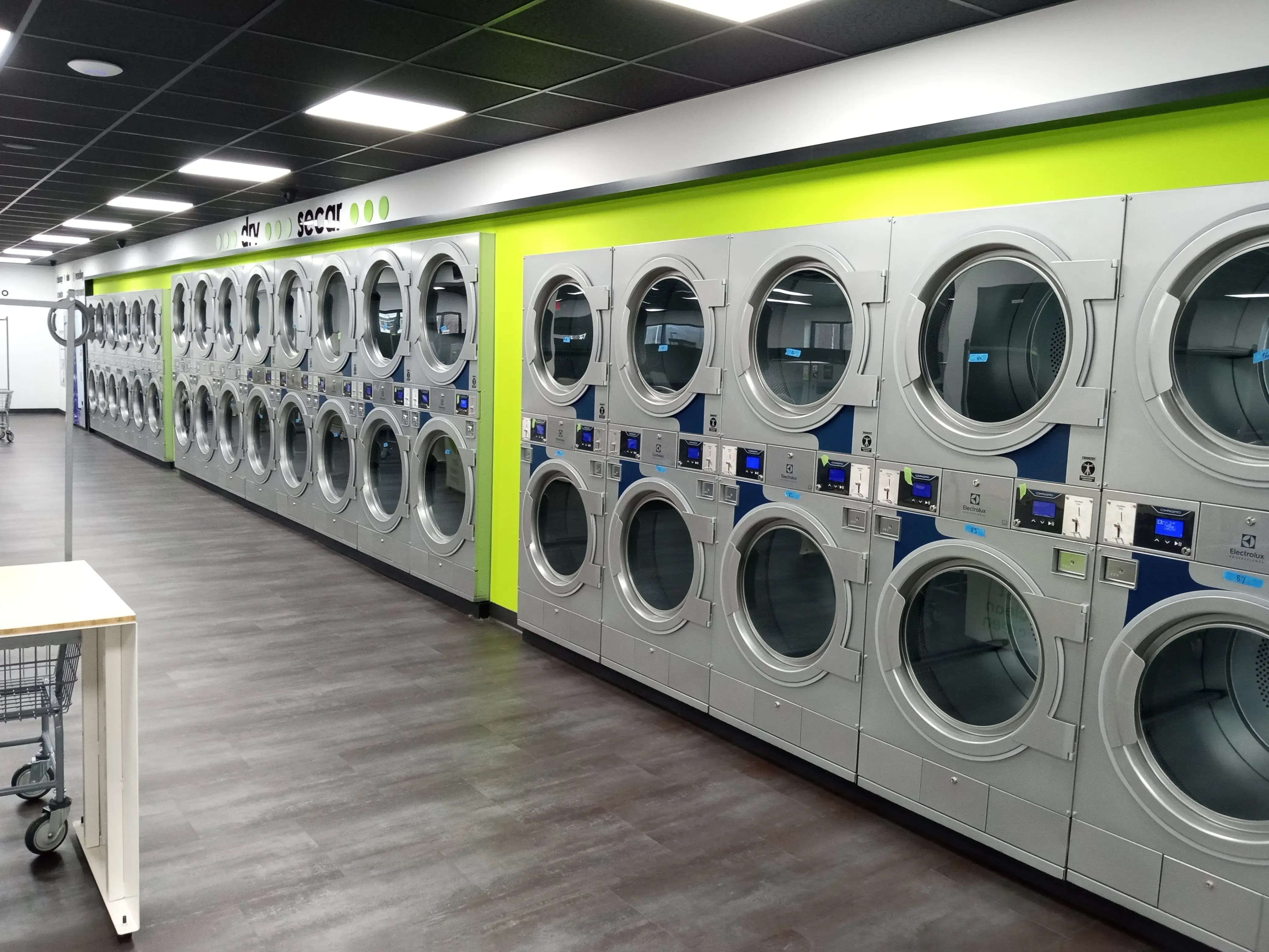 Laundry Plus Of Waynesville thumbnail 3