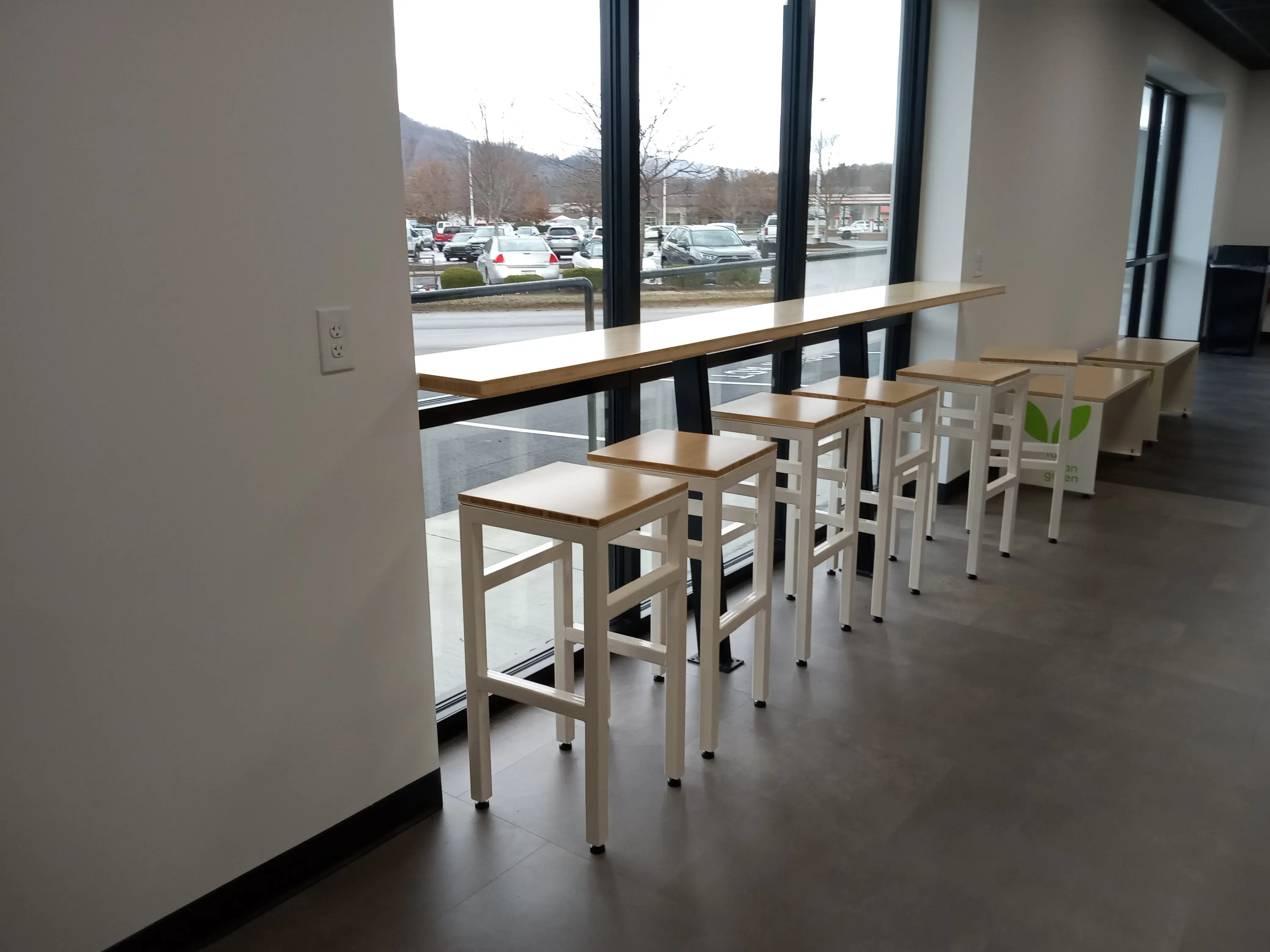 Laundry Plus Of Waynesville - Image 8