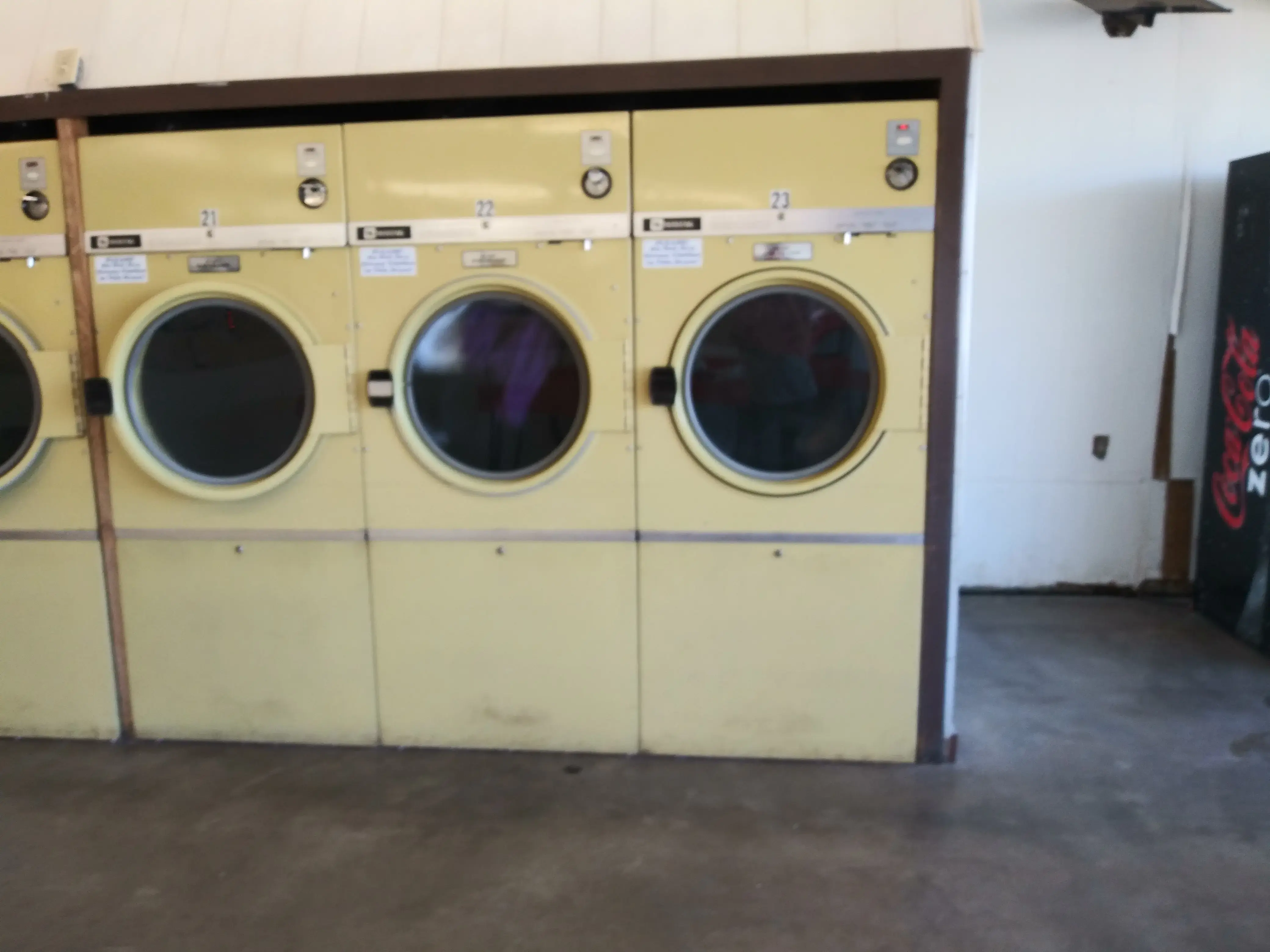 Laundry Quick Clean Coin-Op-Big Spring Tx thumbnail 4