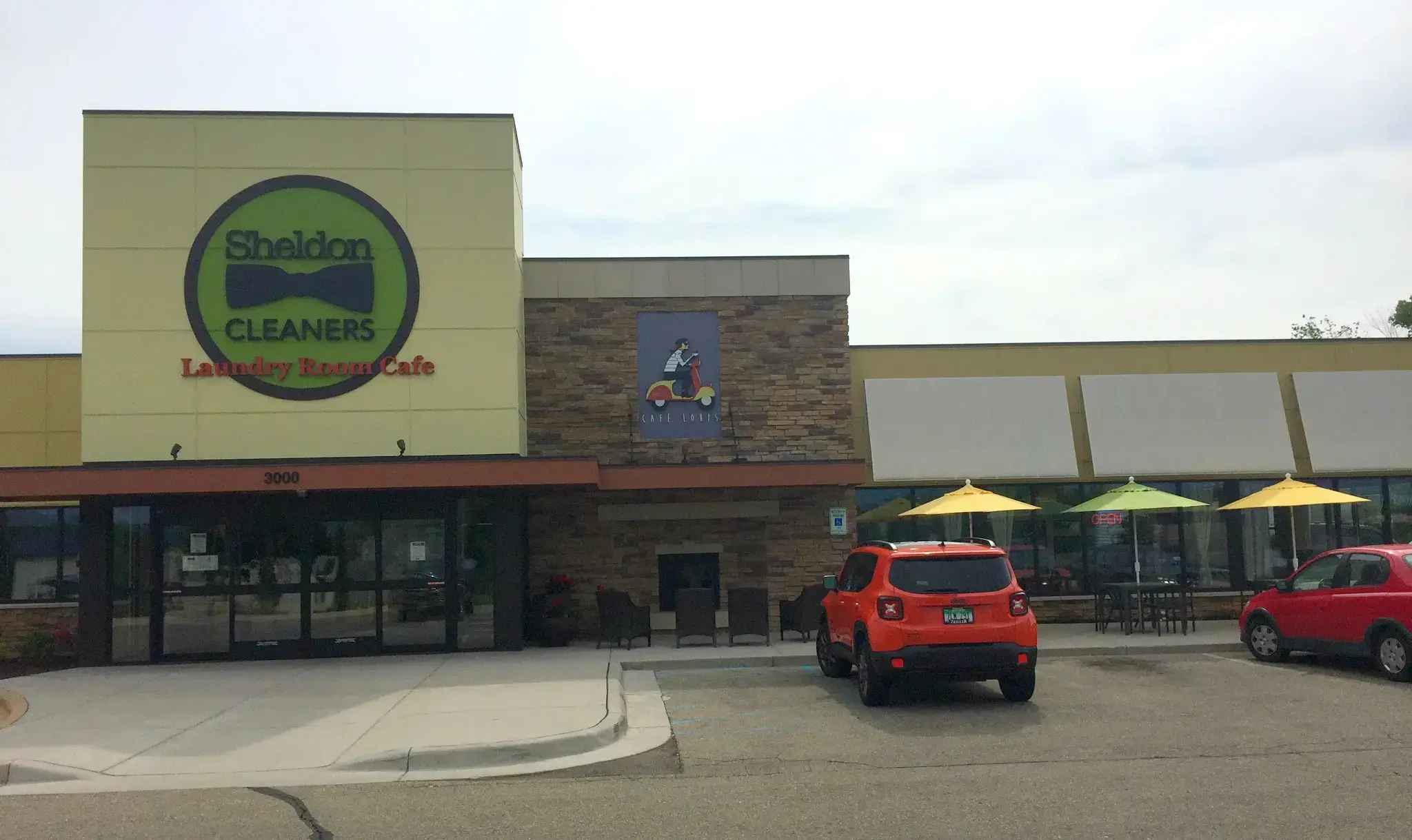 Laundry Room at Sheldon thumbnail 1