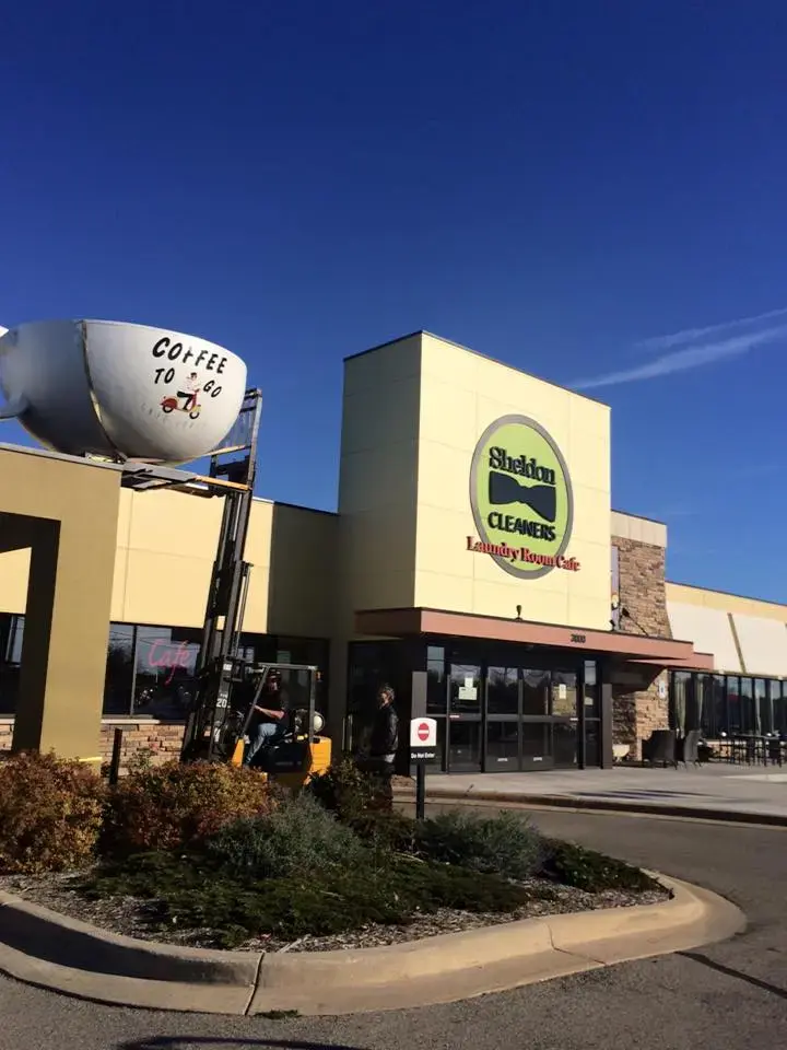 Laundry Room at Sheldon - Image 6