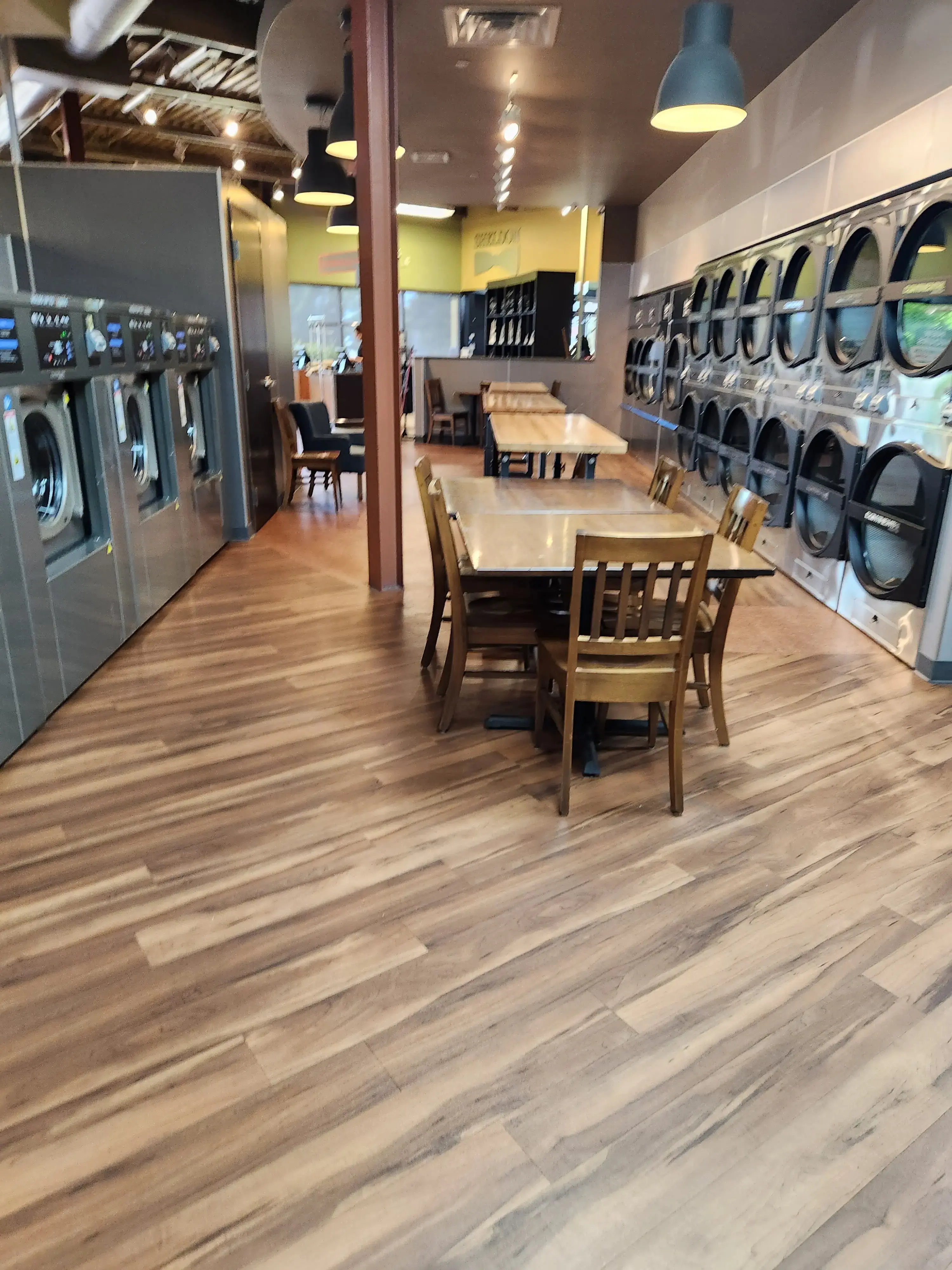 Laundry Room at Sheldon thumbnail 8