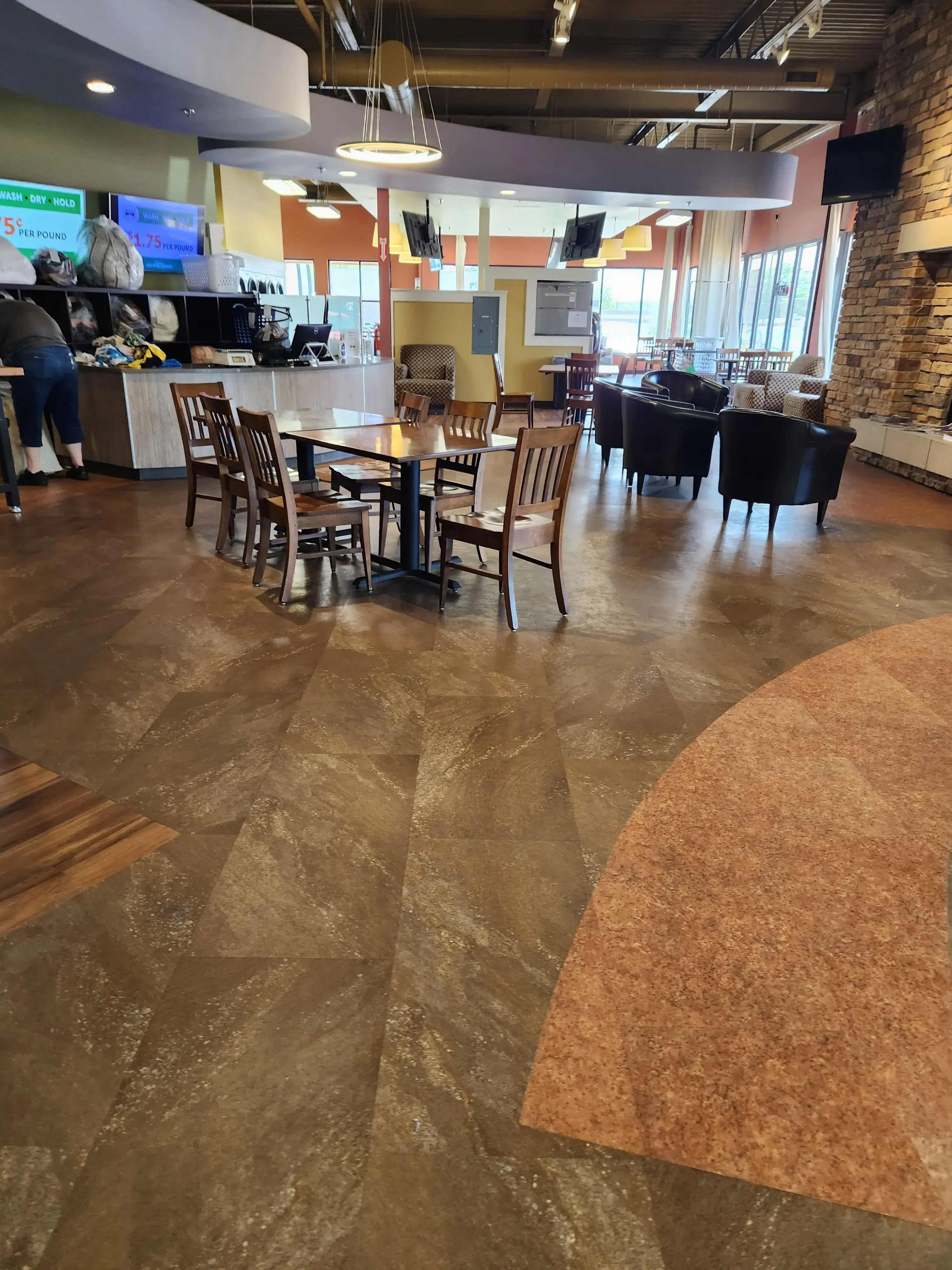 Laundry Room at Sheldon thumbnail 18