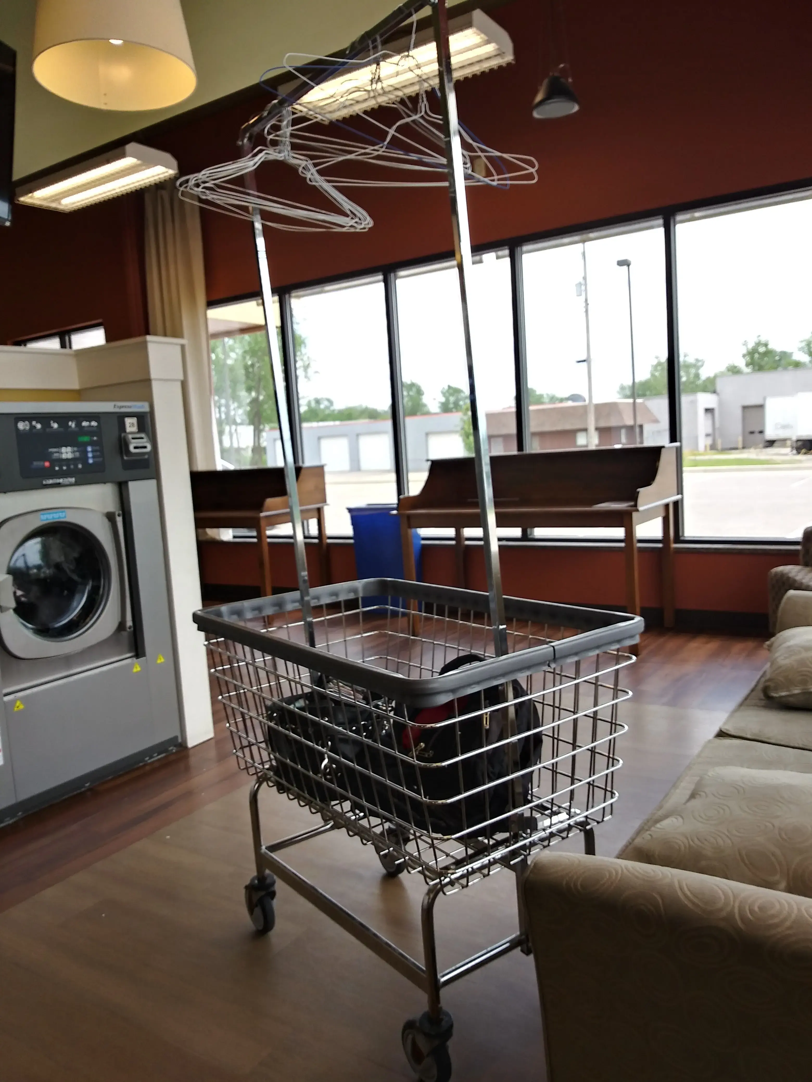 Laundry Room at Sheldon thumbnail 12
