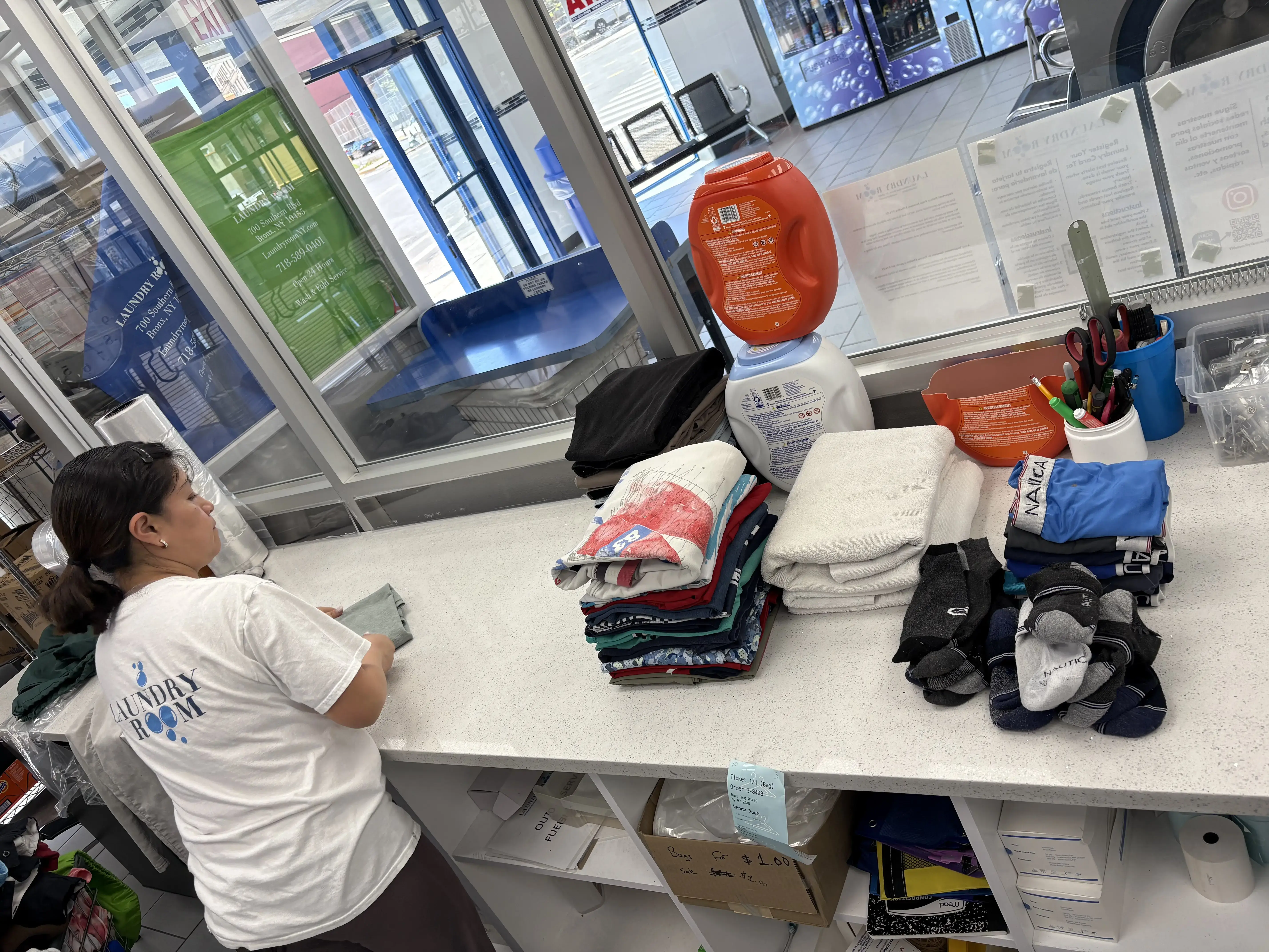 Laundry Room - Image 18