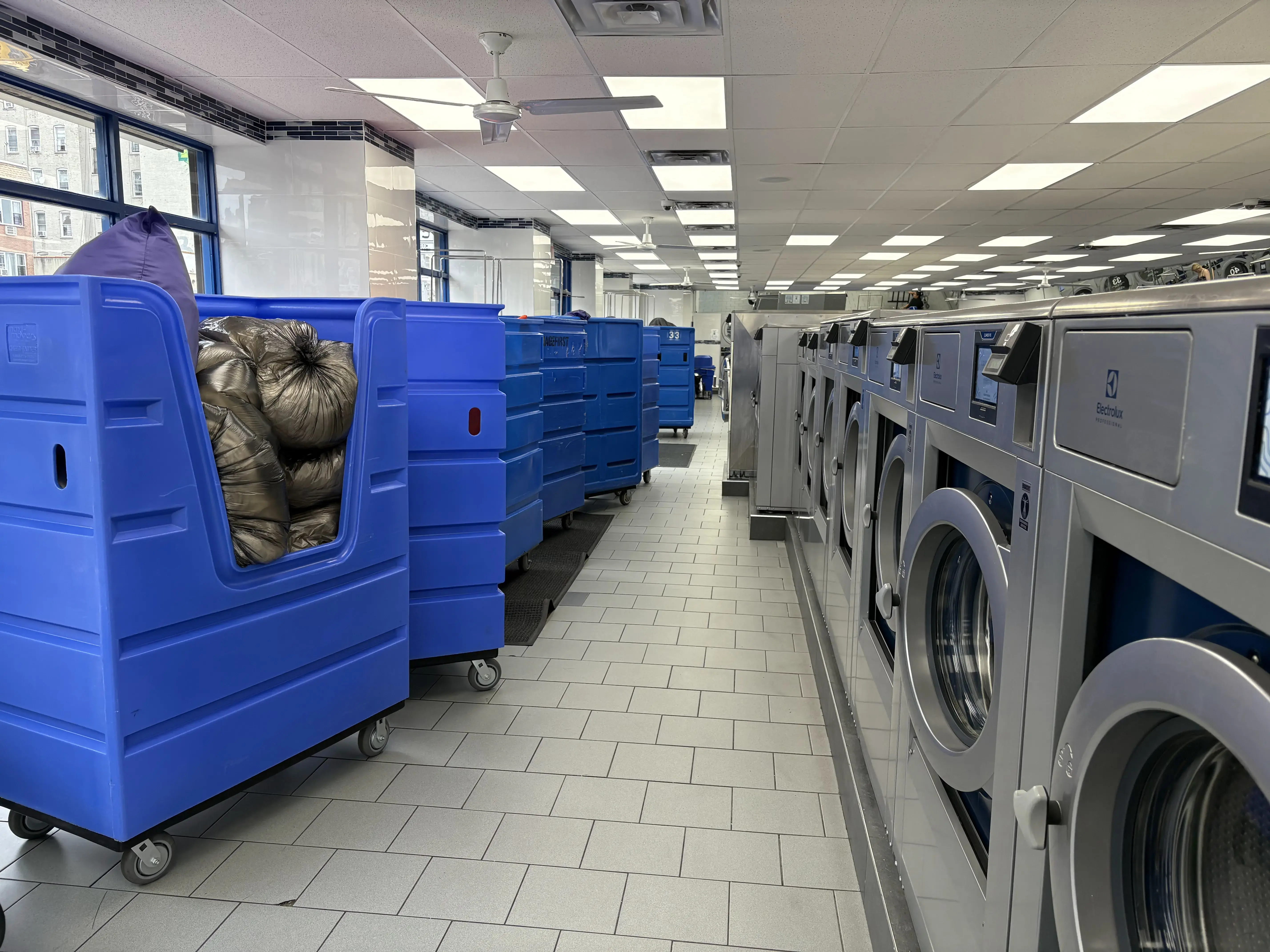 Laundry Room - Image 5