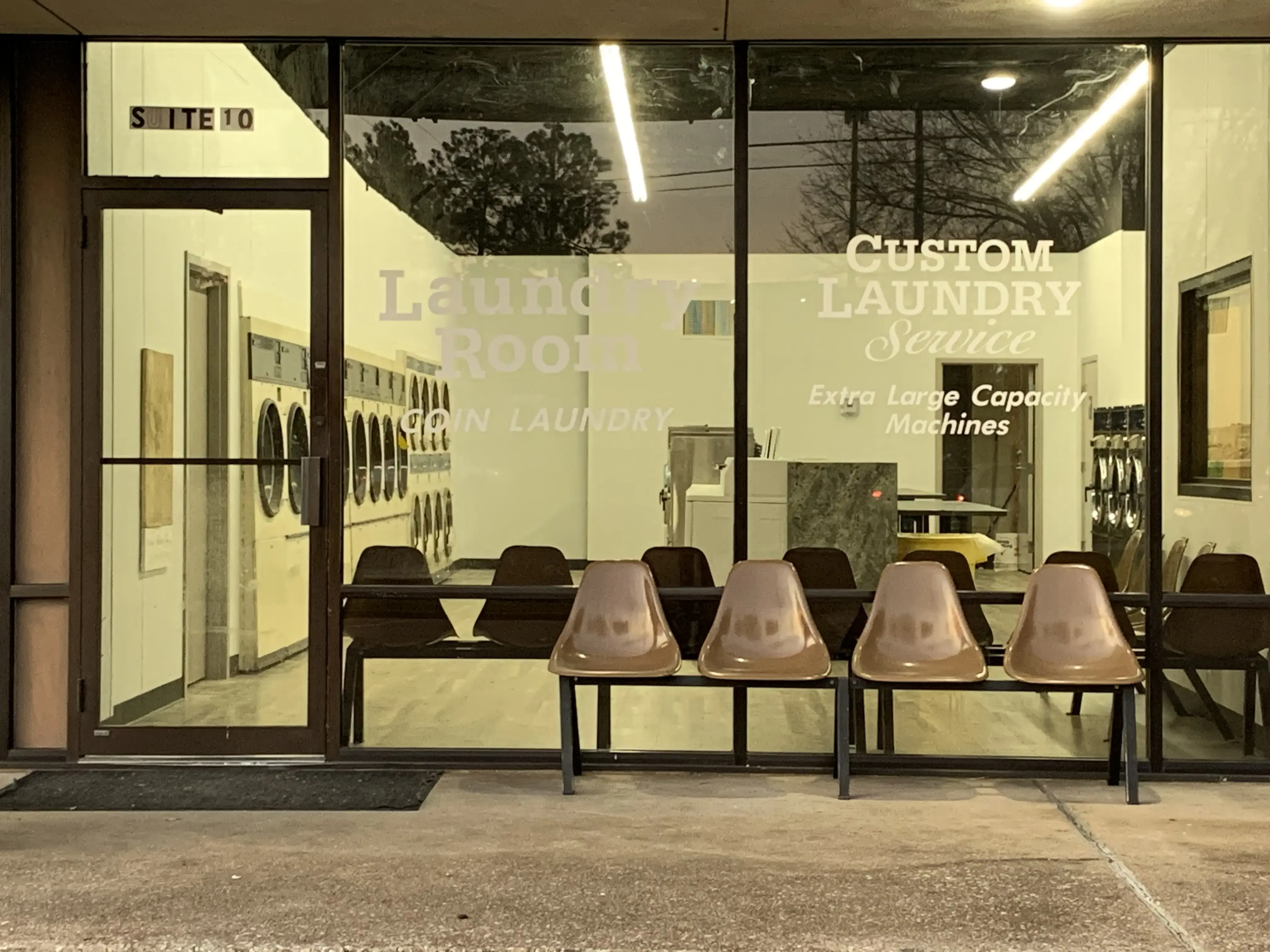 Laundry Room - Image 15