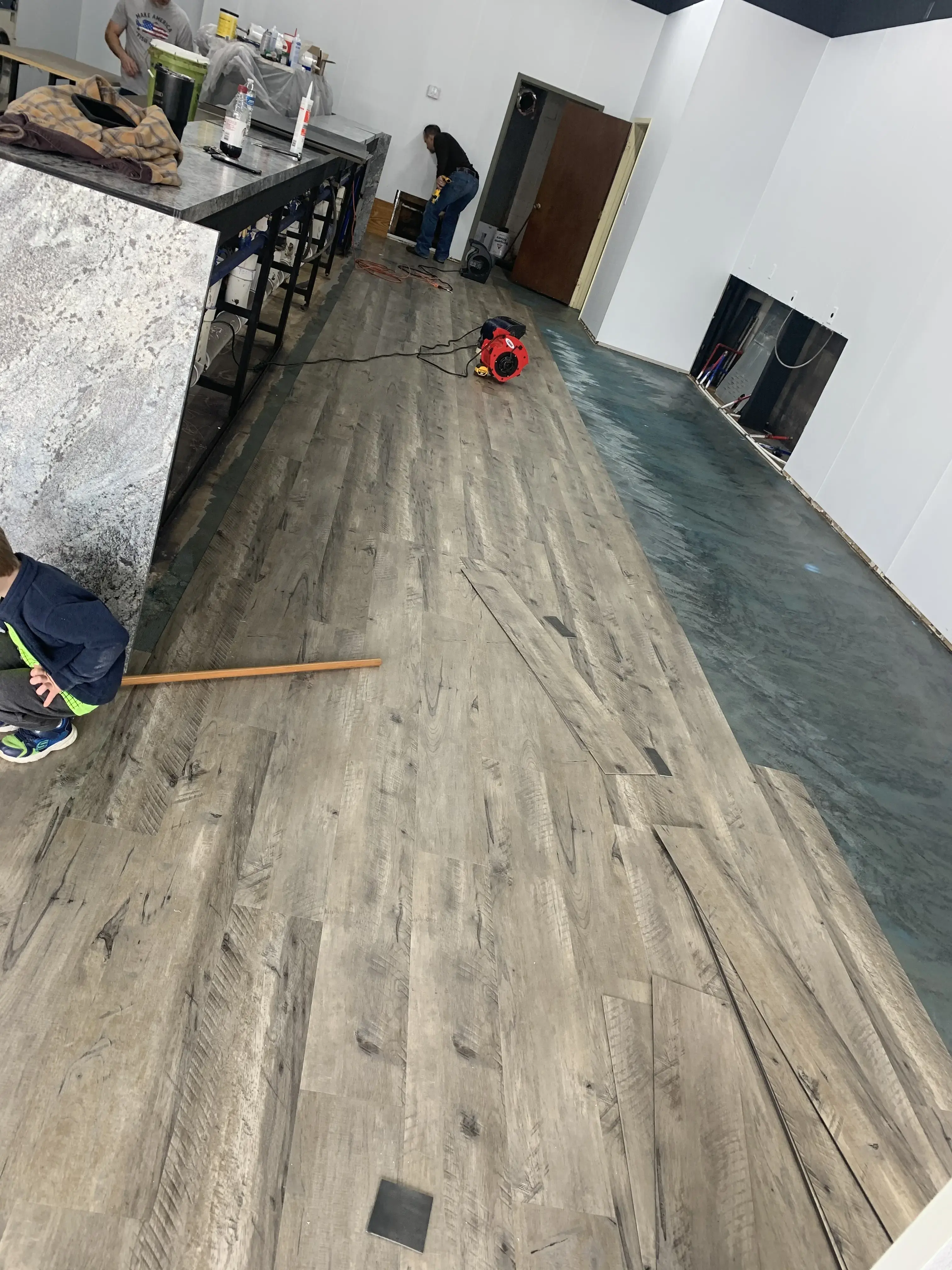 Laundry Room - Image 10