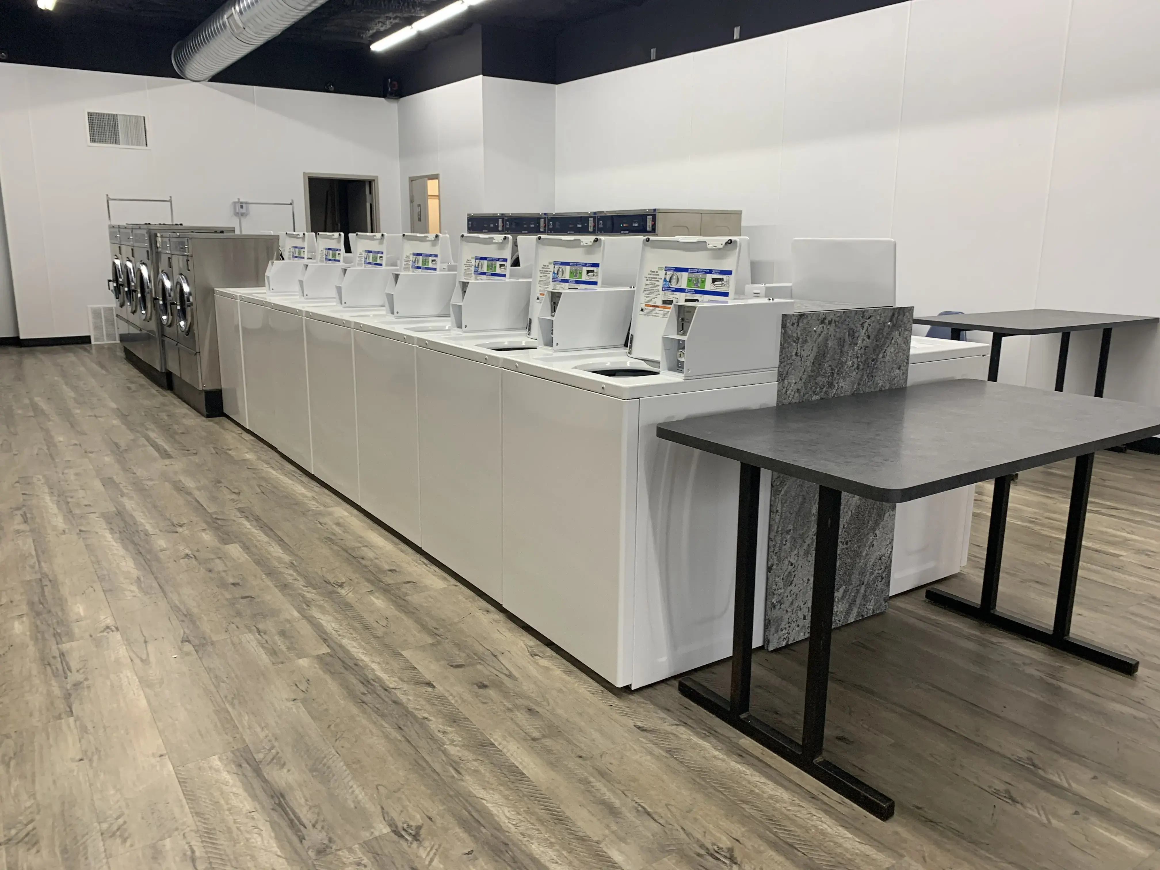 Laundry Room thumbnail 16
