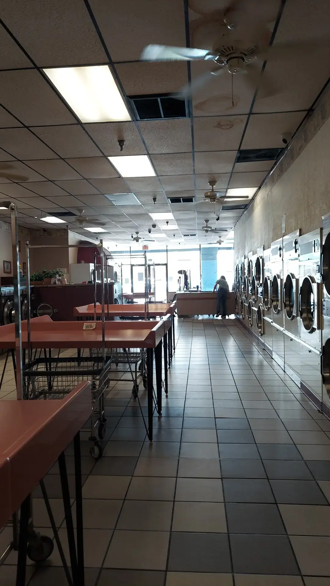 Laundry Room of Brandon thumbnail 3