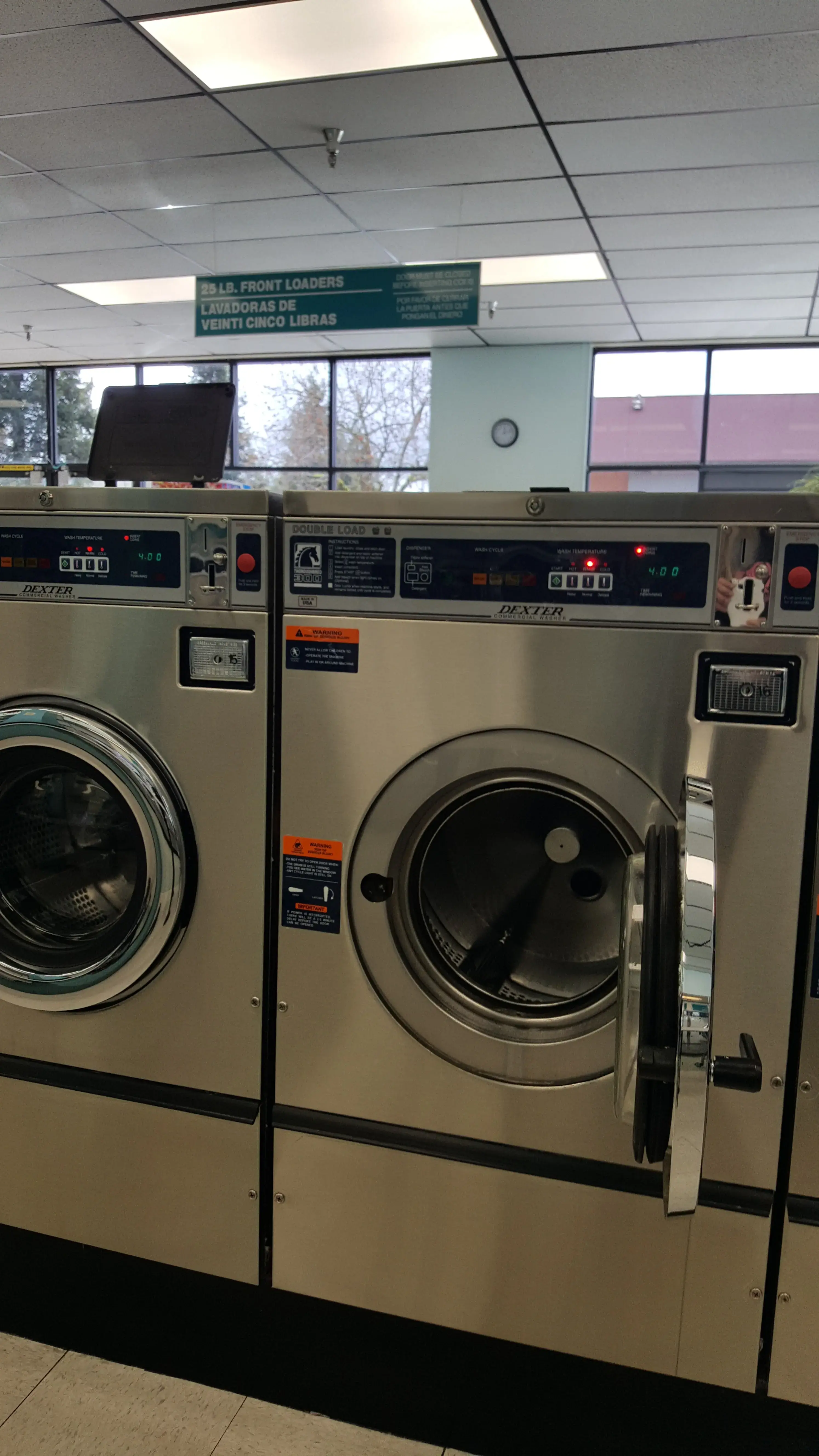Laundry Room thumbnail 8