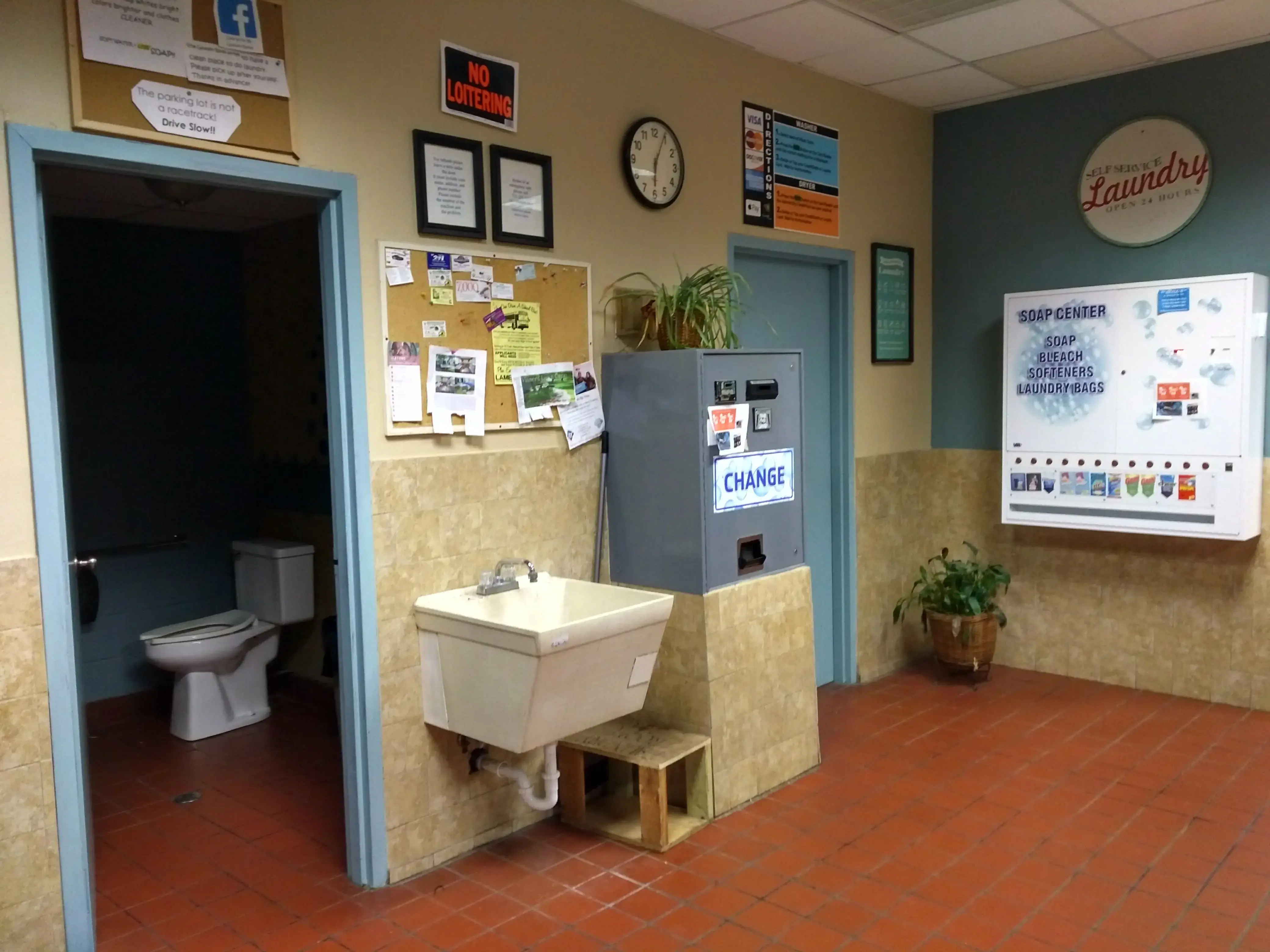 Laundry Room thumbnail 8