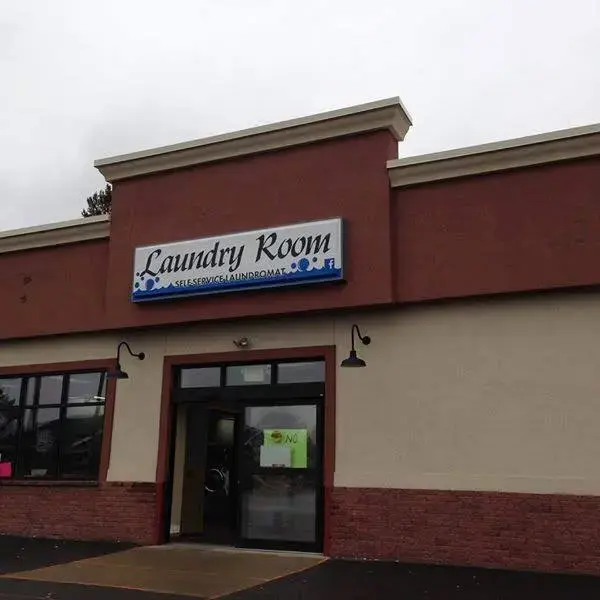 Laundry Room thumbnail 3