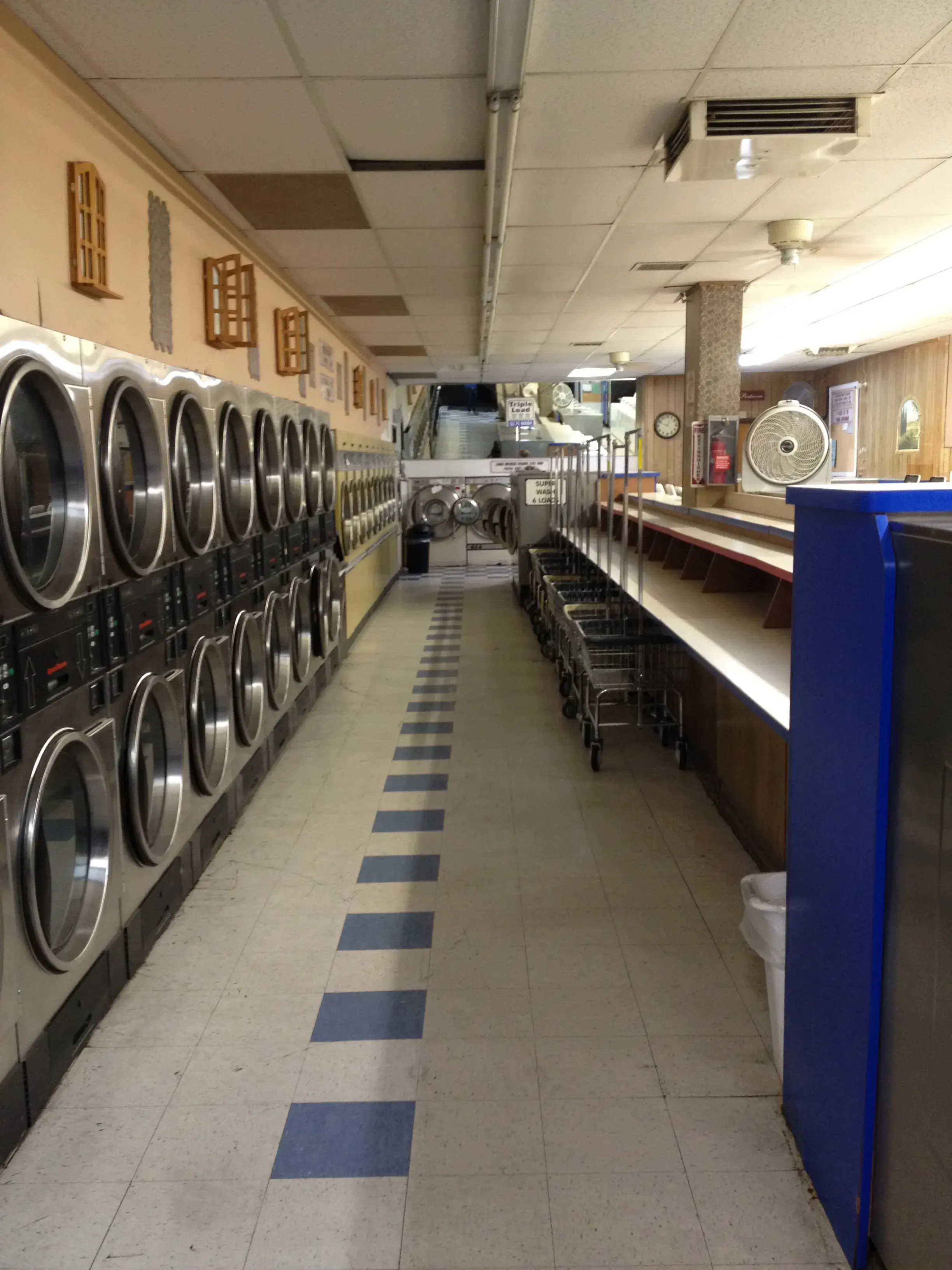 Laundry Santa Clarita thumbnail 12