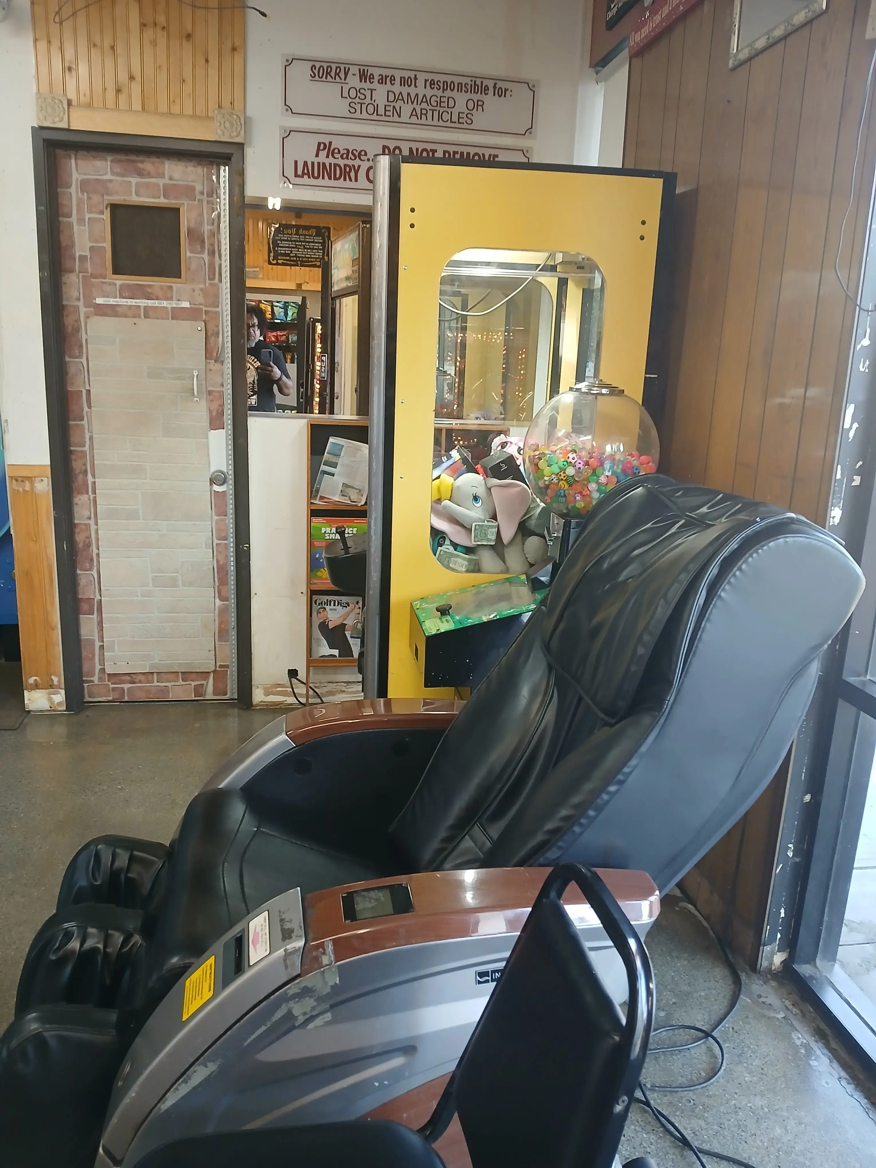 Laundry Santa Clarita - Image 17