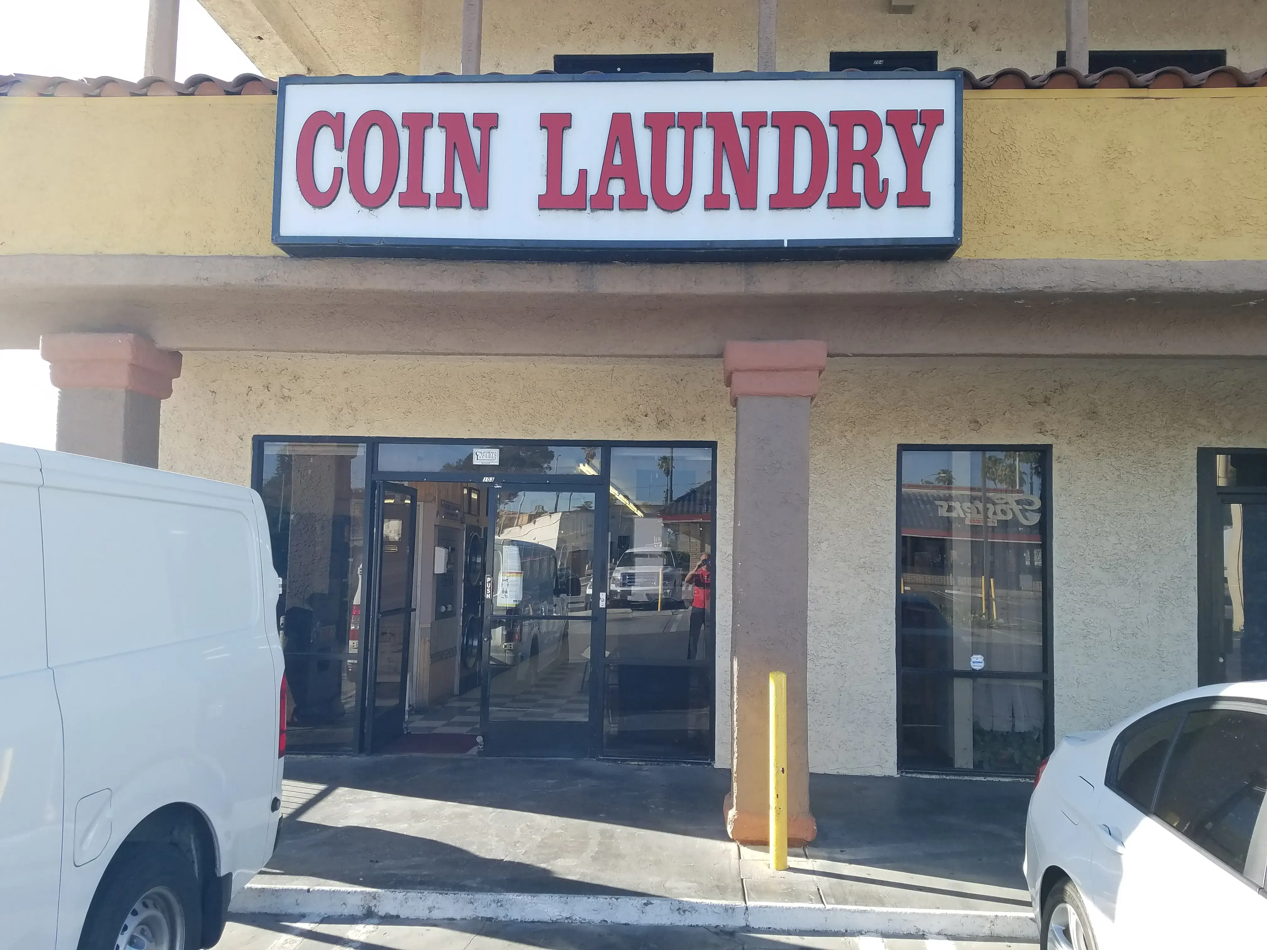 Laundry Santa Clarita thumbnail 3