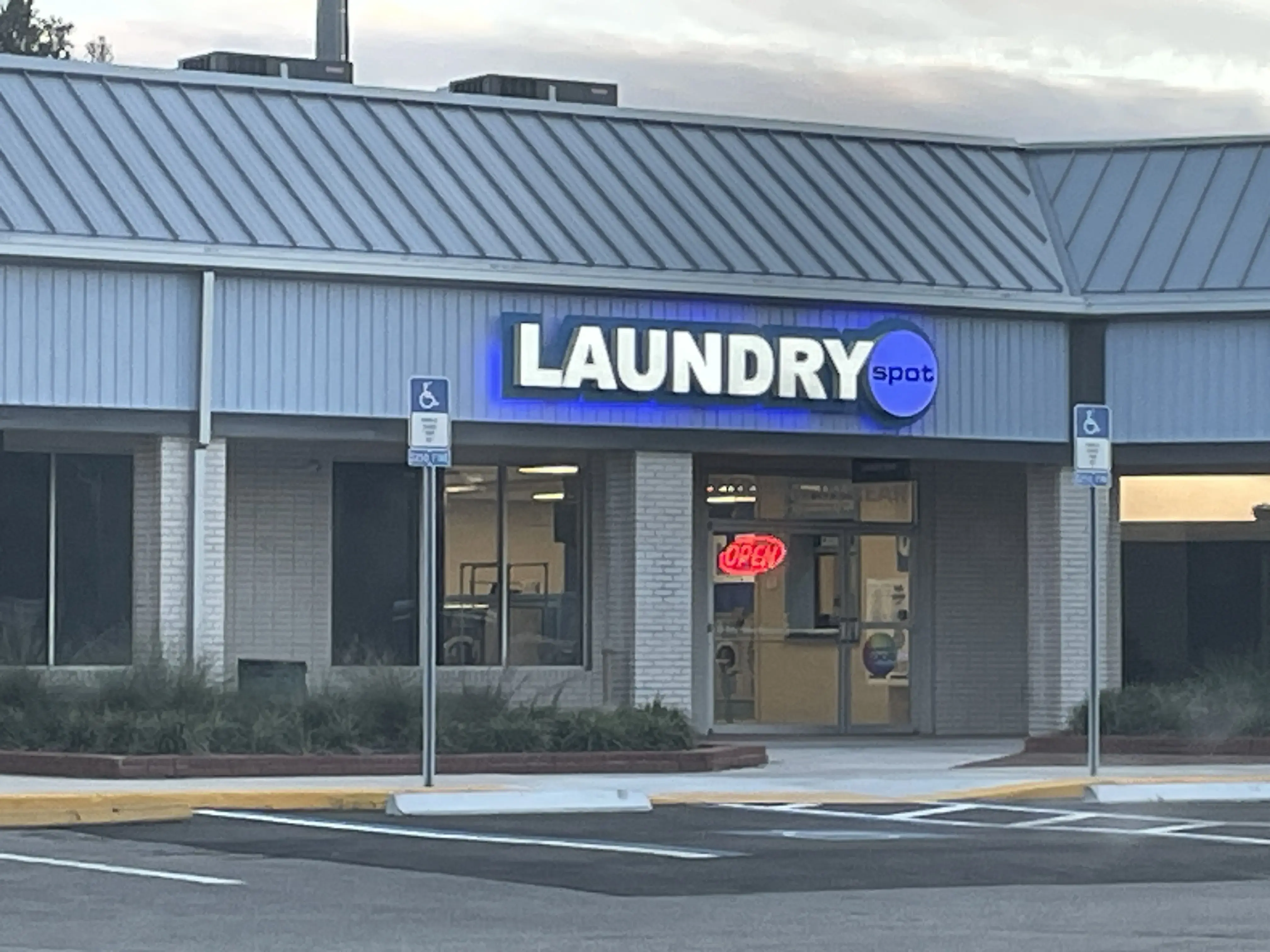 Laundry Spot - Image 4