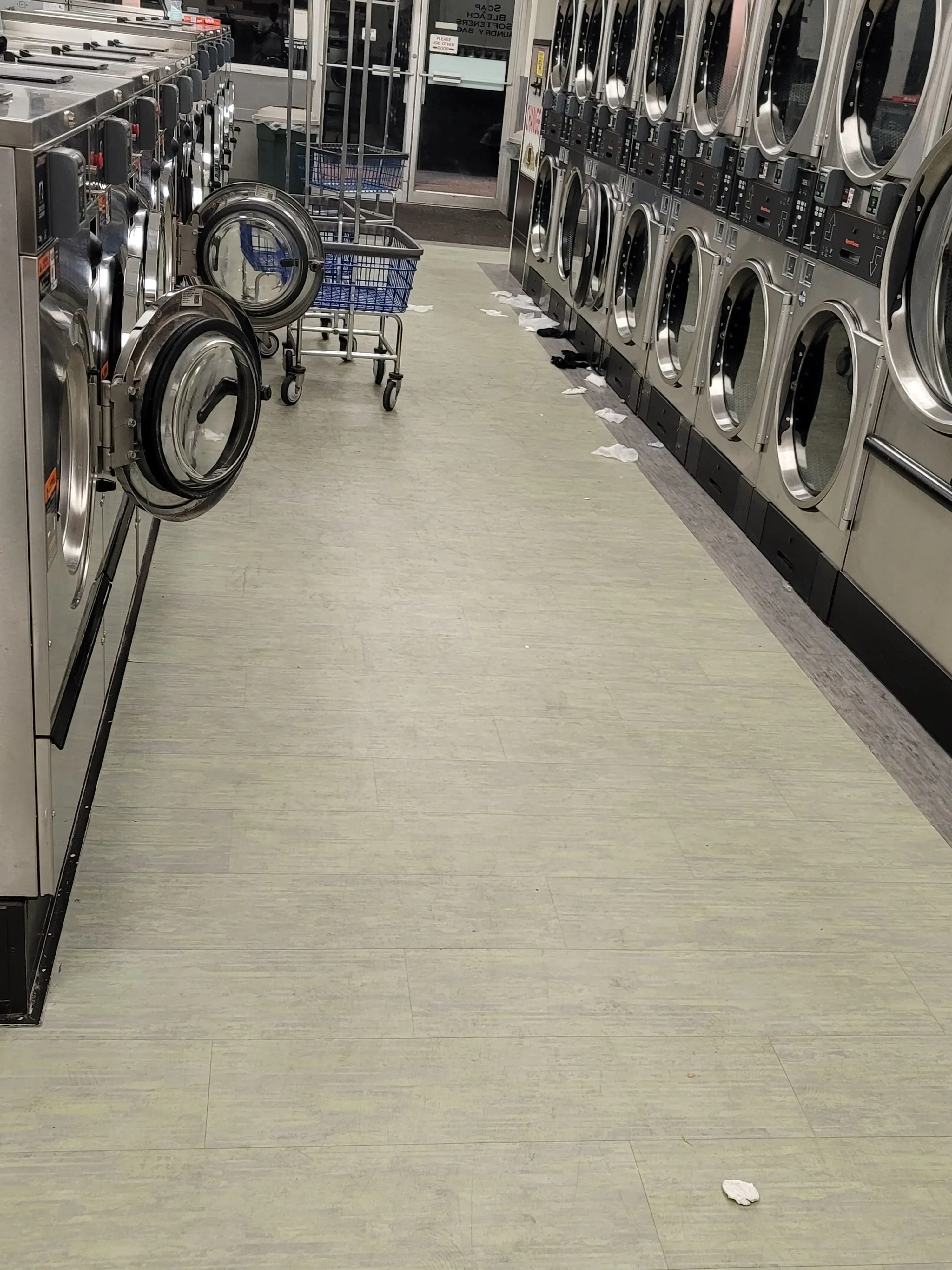 Laundry Station Express - Greenhills - Image 11