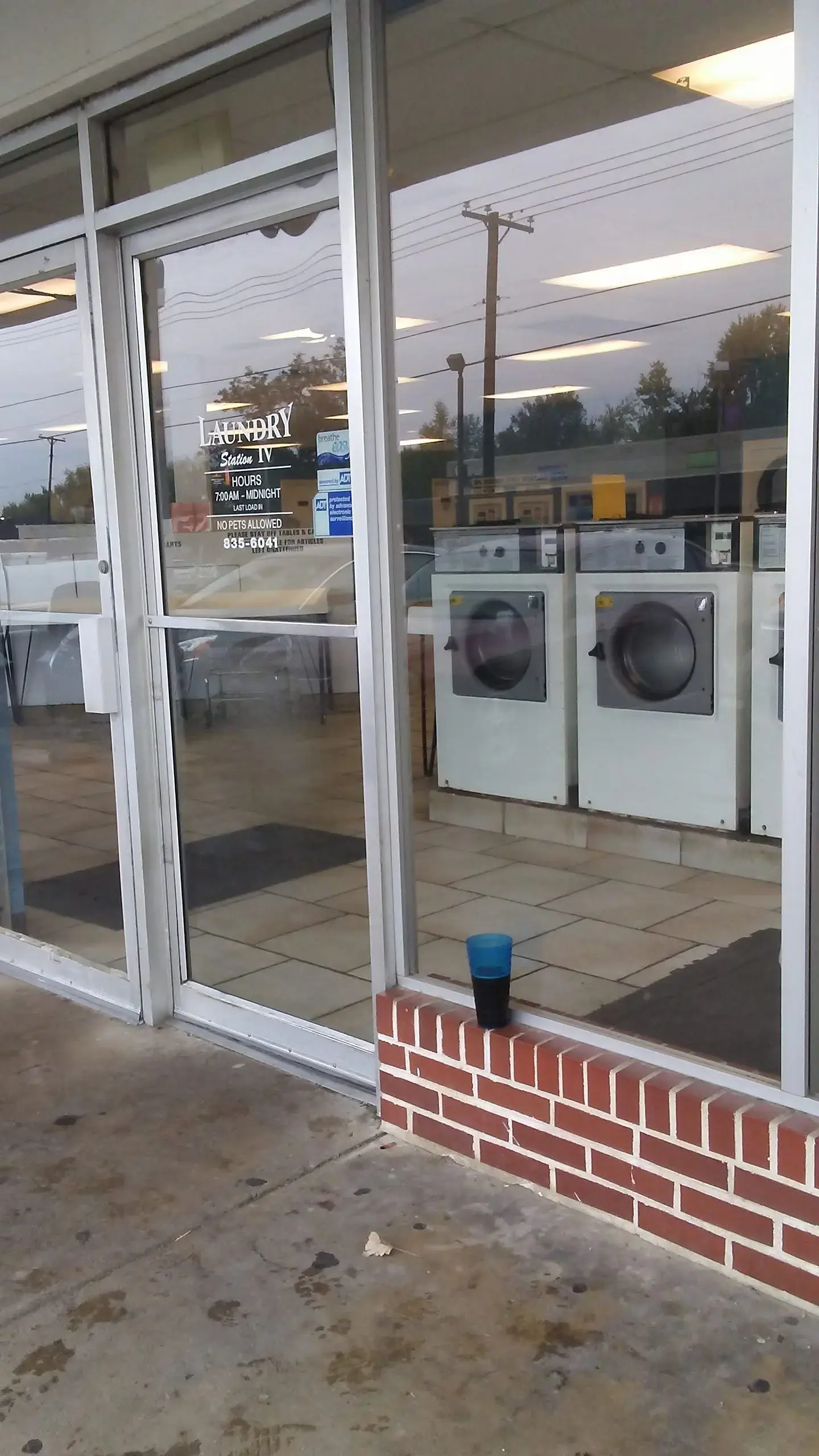 Laundry Station IV - Image 5