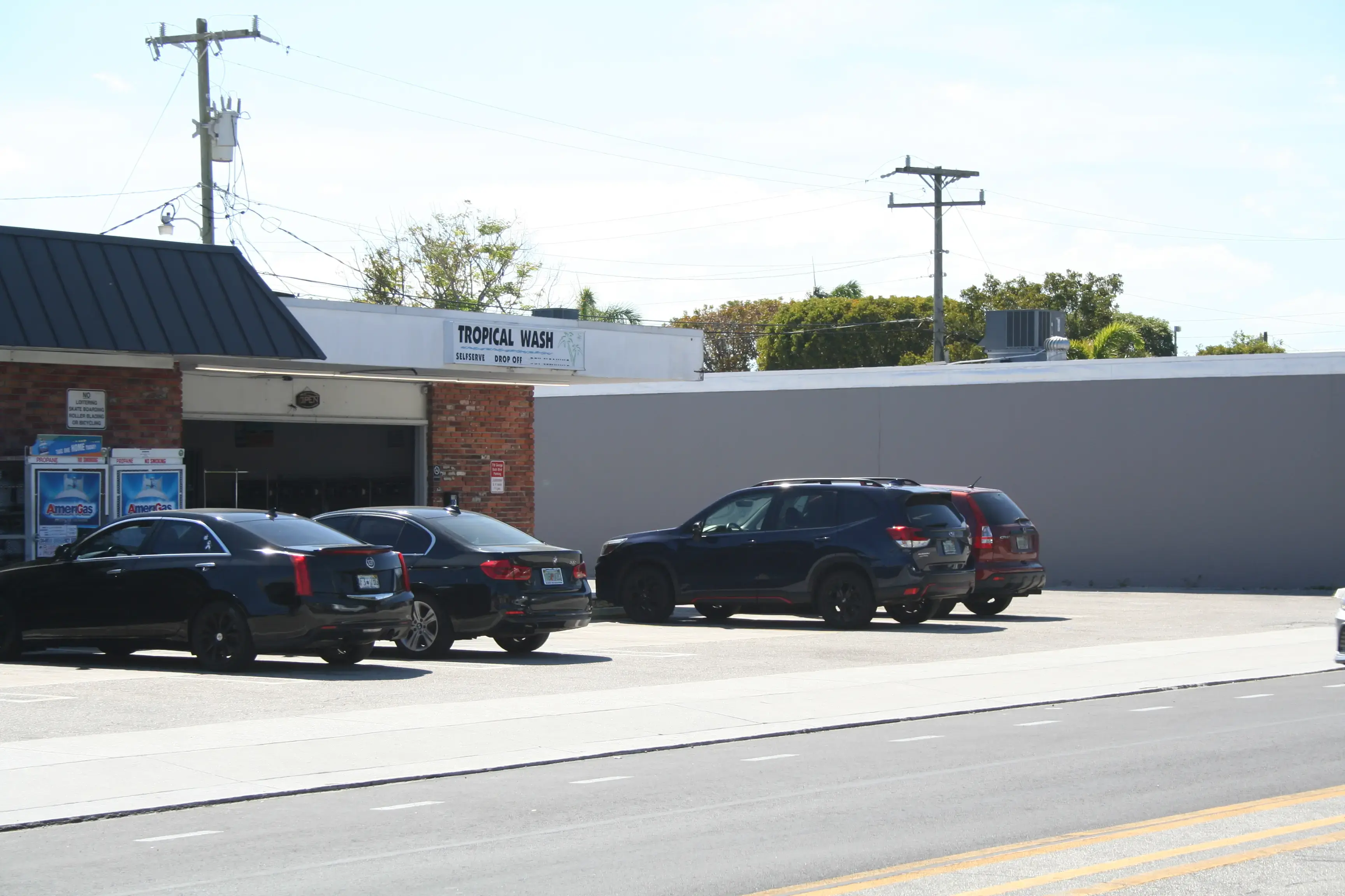 Laundry Stop of Delray Beach thumbnail 3