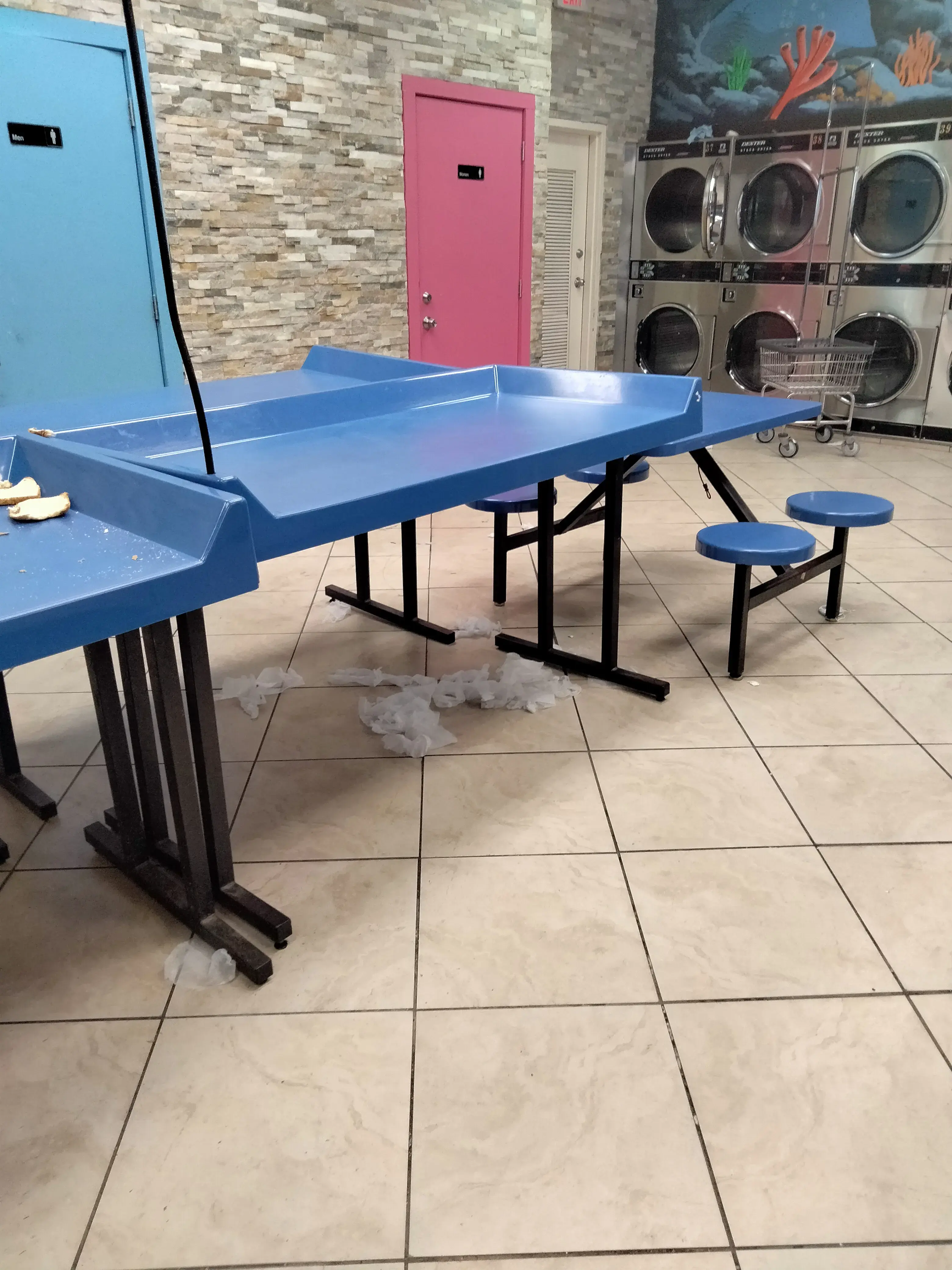 Laundry Stop of Greenacres thumbnail 12