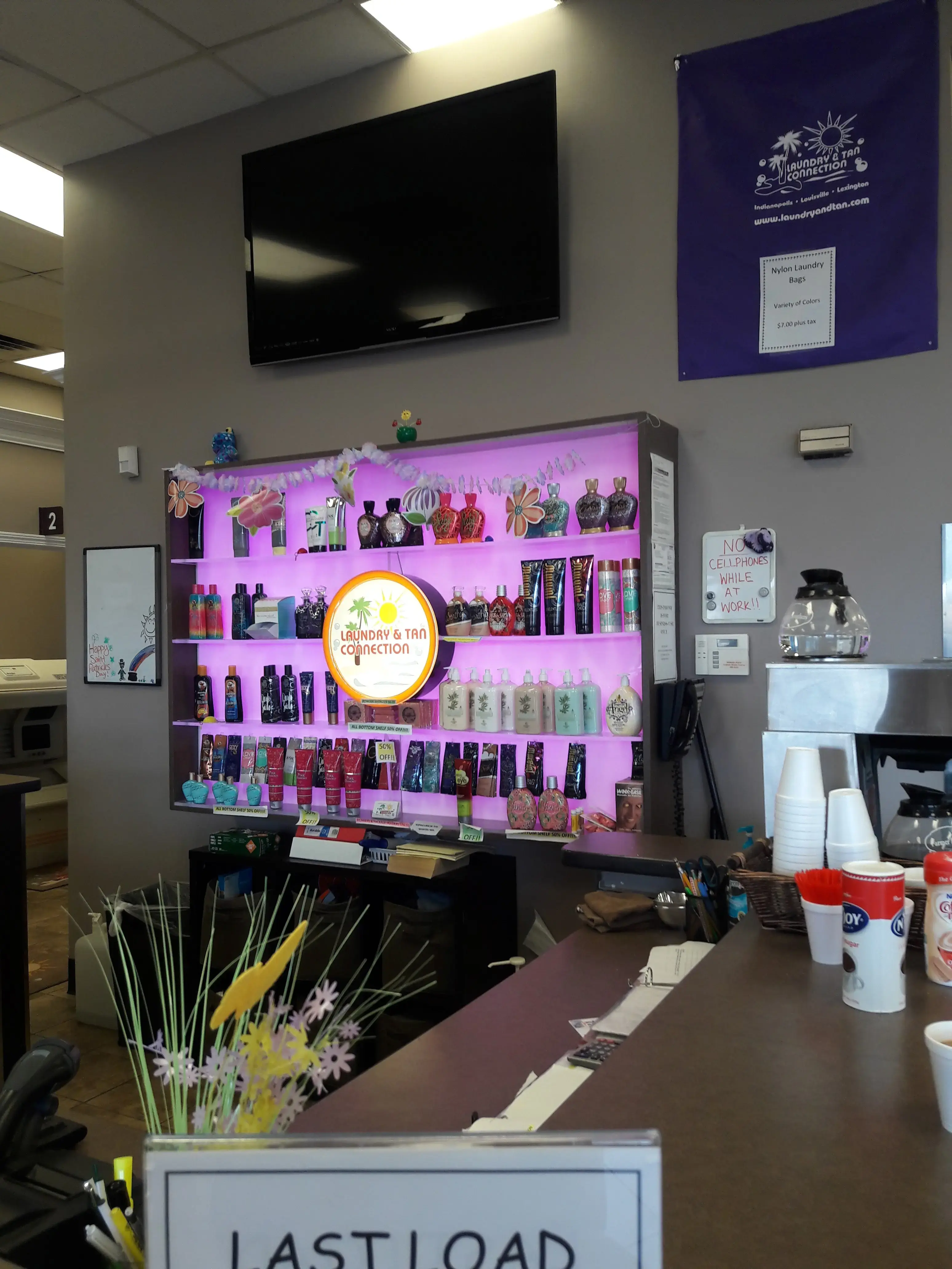 Laundry & Tan Connection thumbnail 7