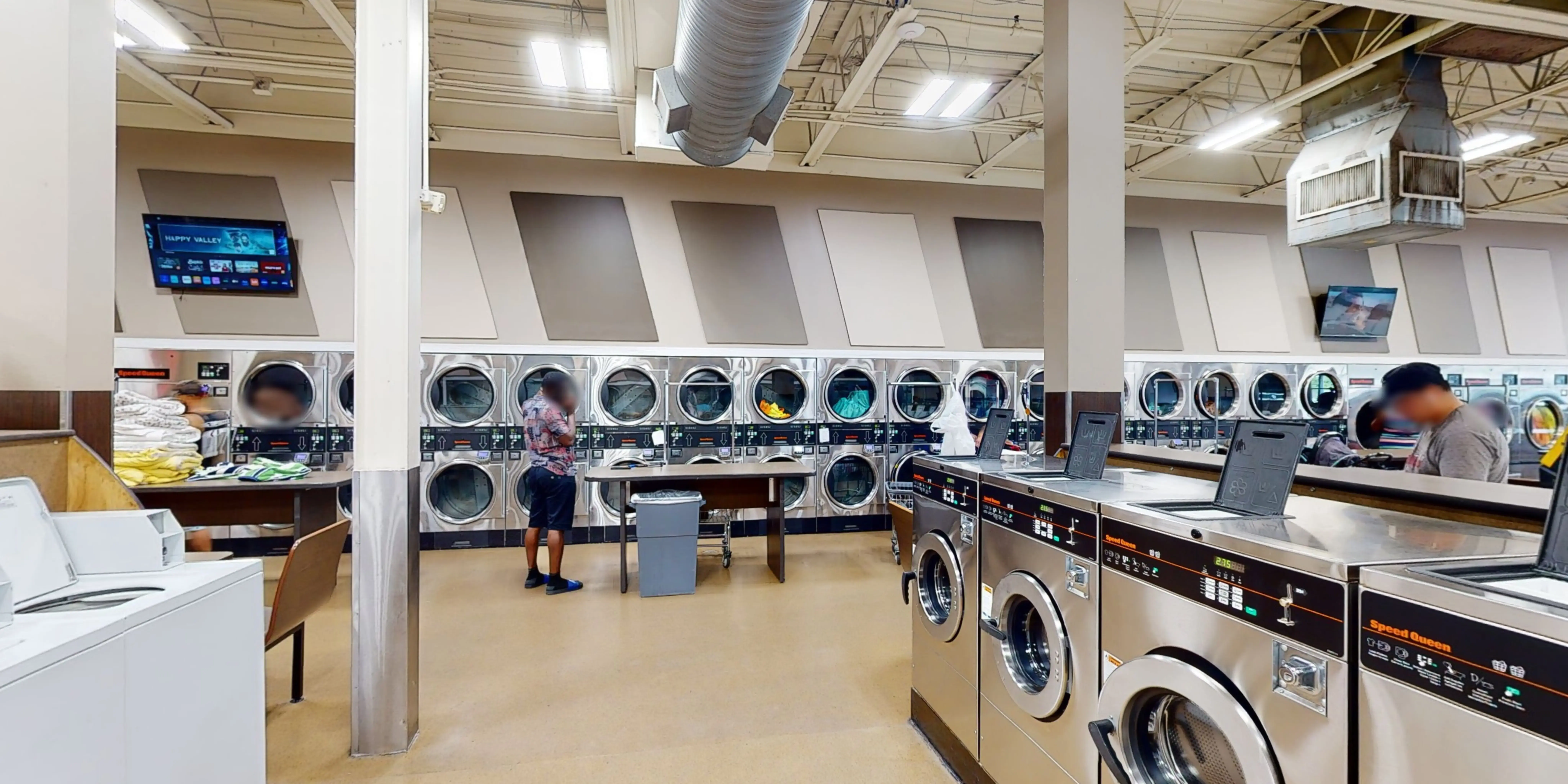 Laundry & Tan Connection thumbnail 17