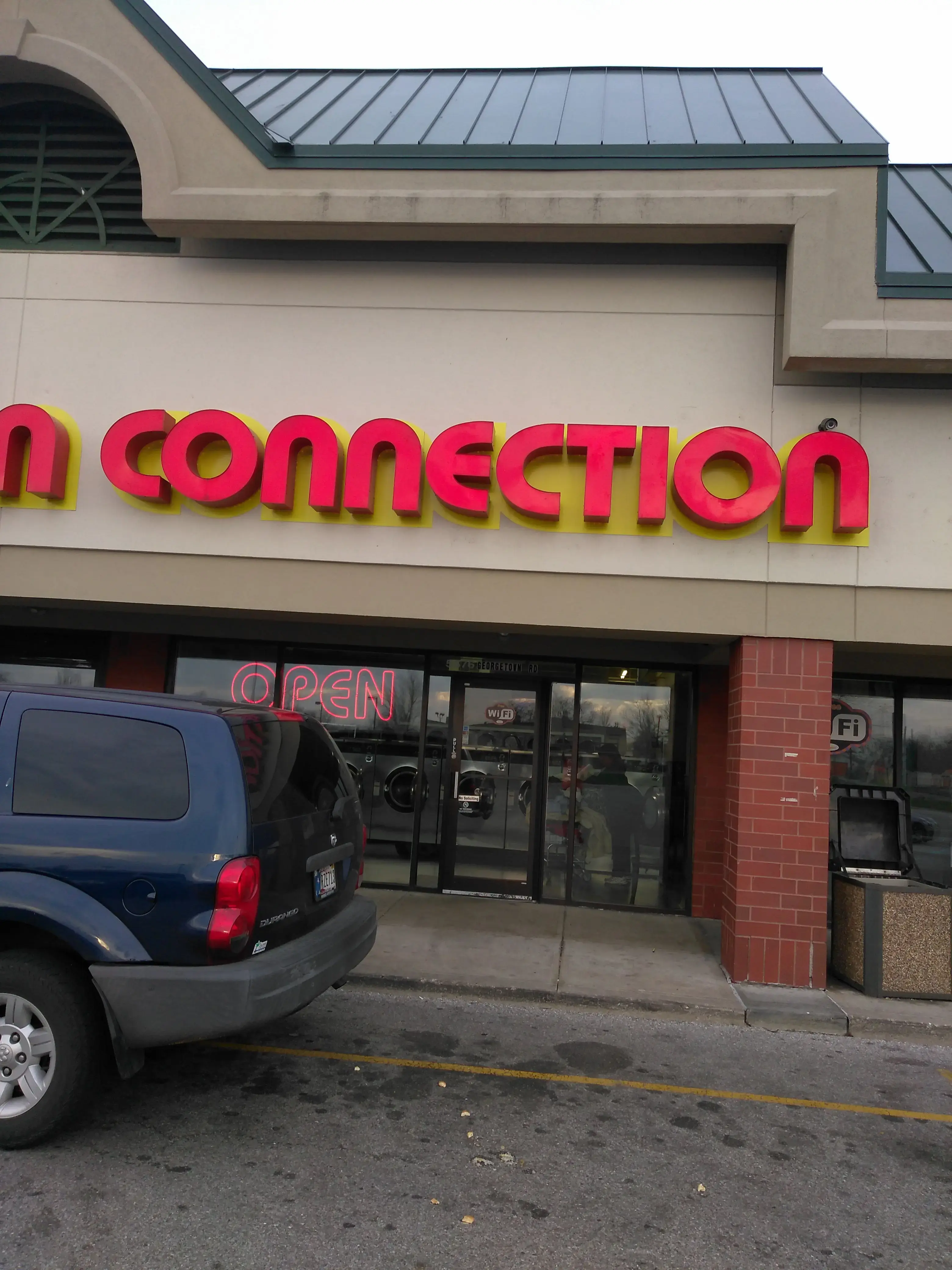 Laundry & Tan Connection - Image 2