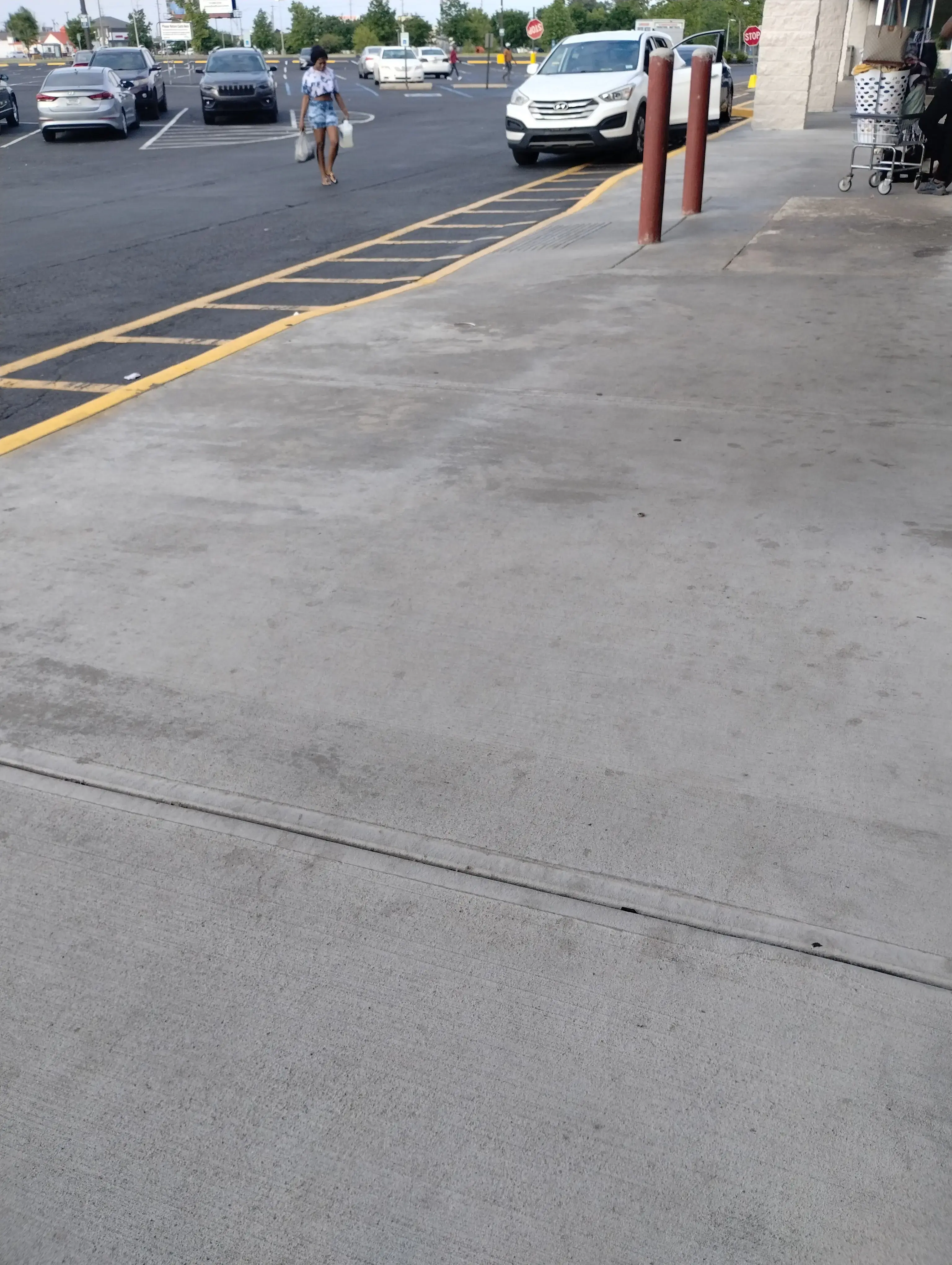 Laundry & Tan Connection thumbnail 18