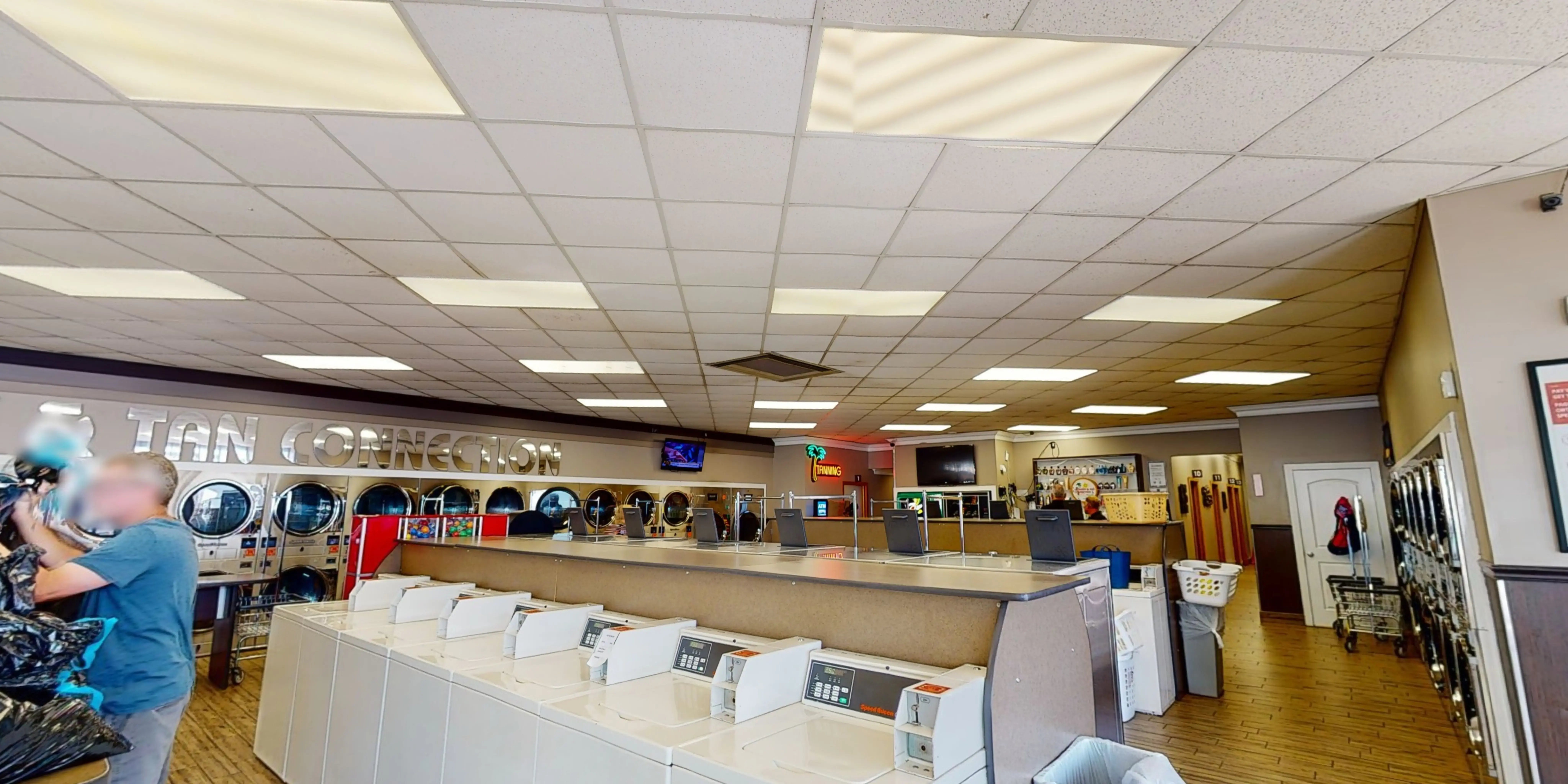 Laundry & Tan Connection - Image 16