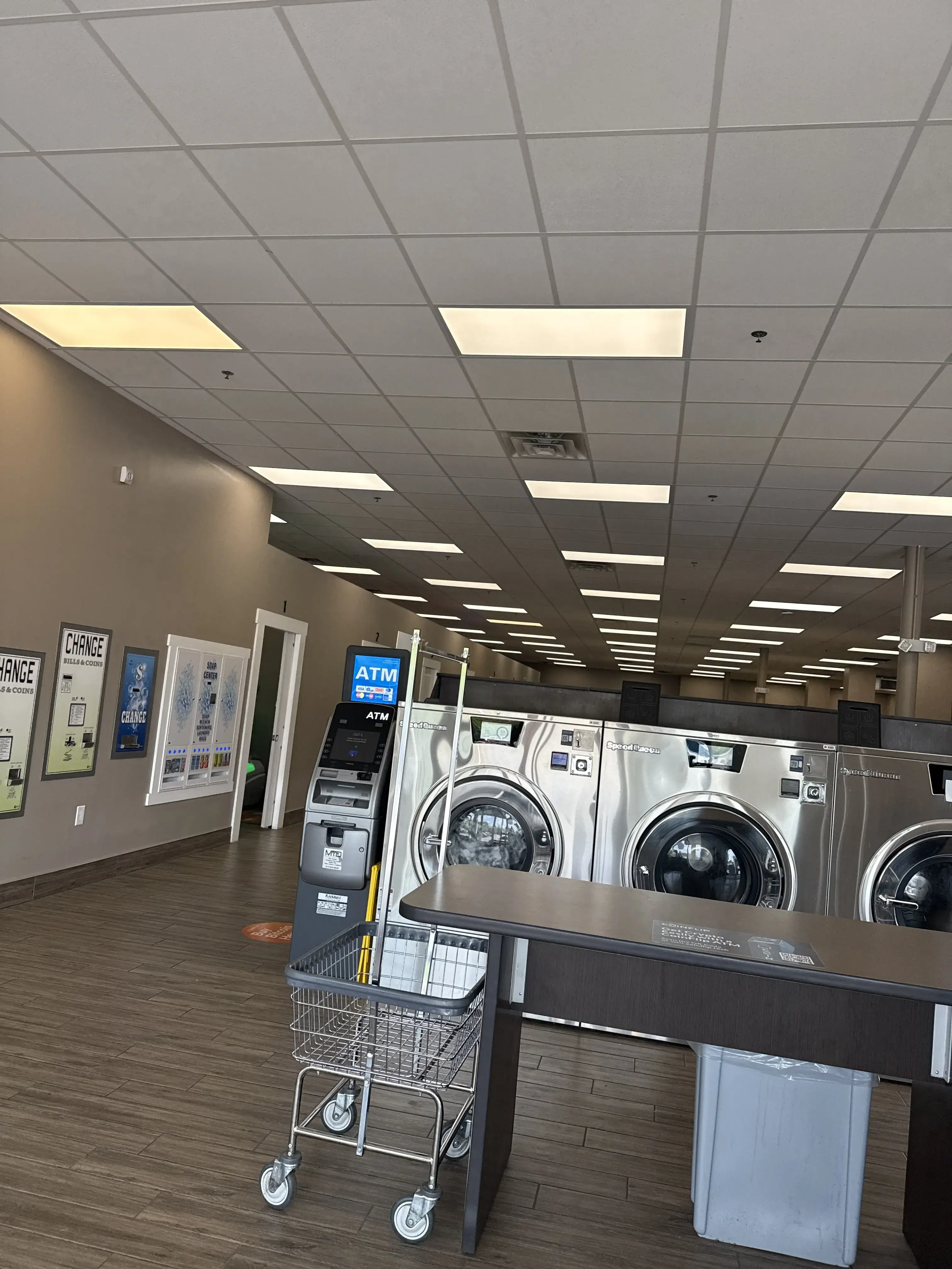 Laundry & Tan Connection location