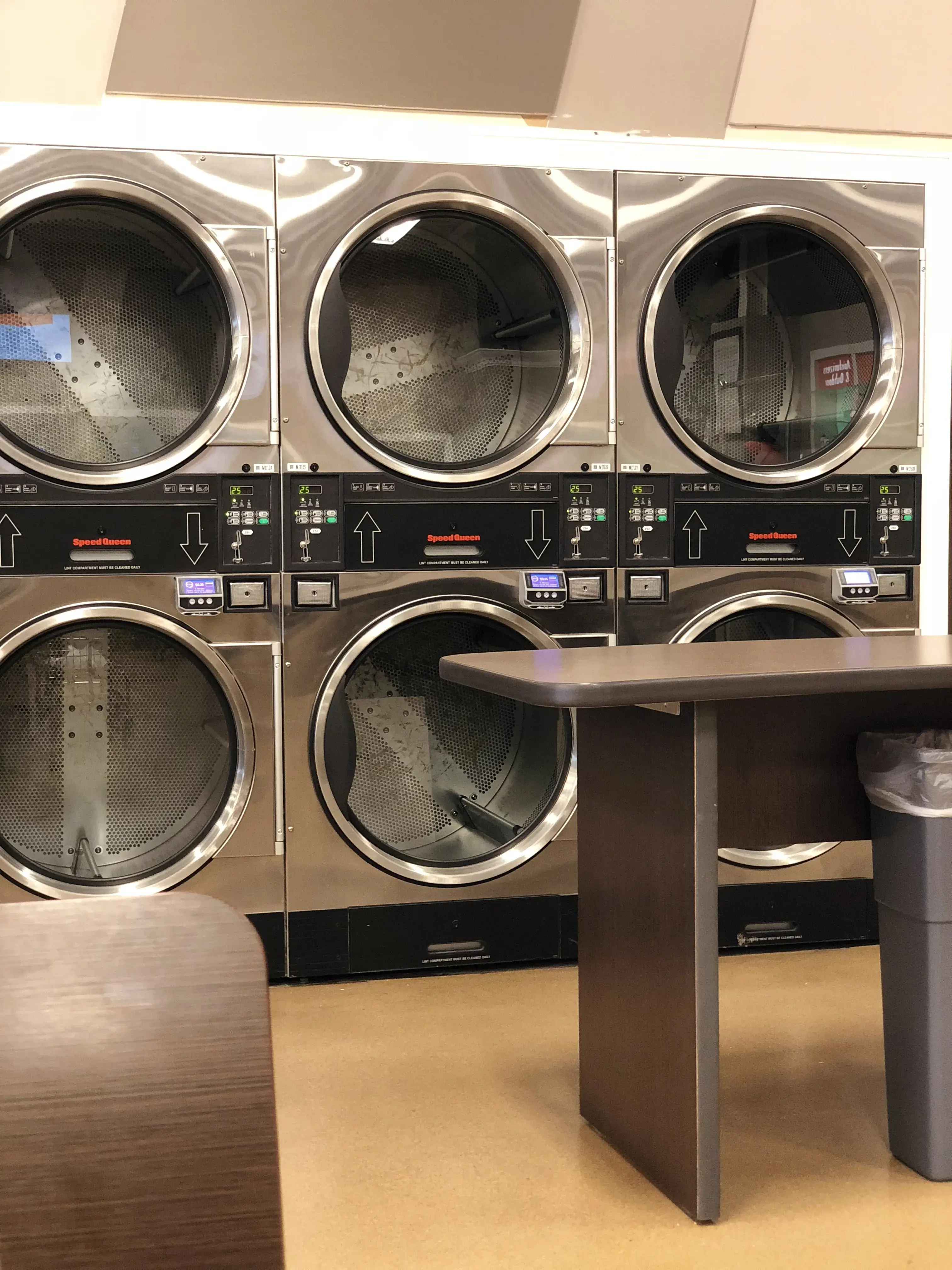 Laundry & Tan Connection thumbnail 10