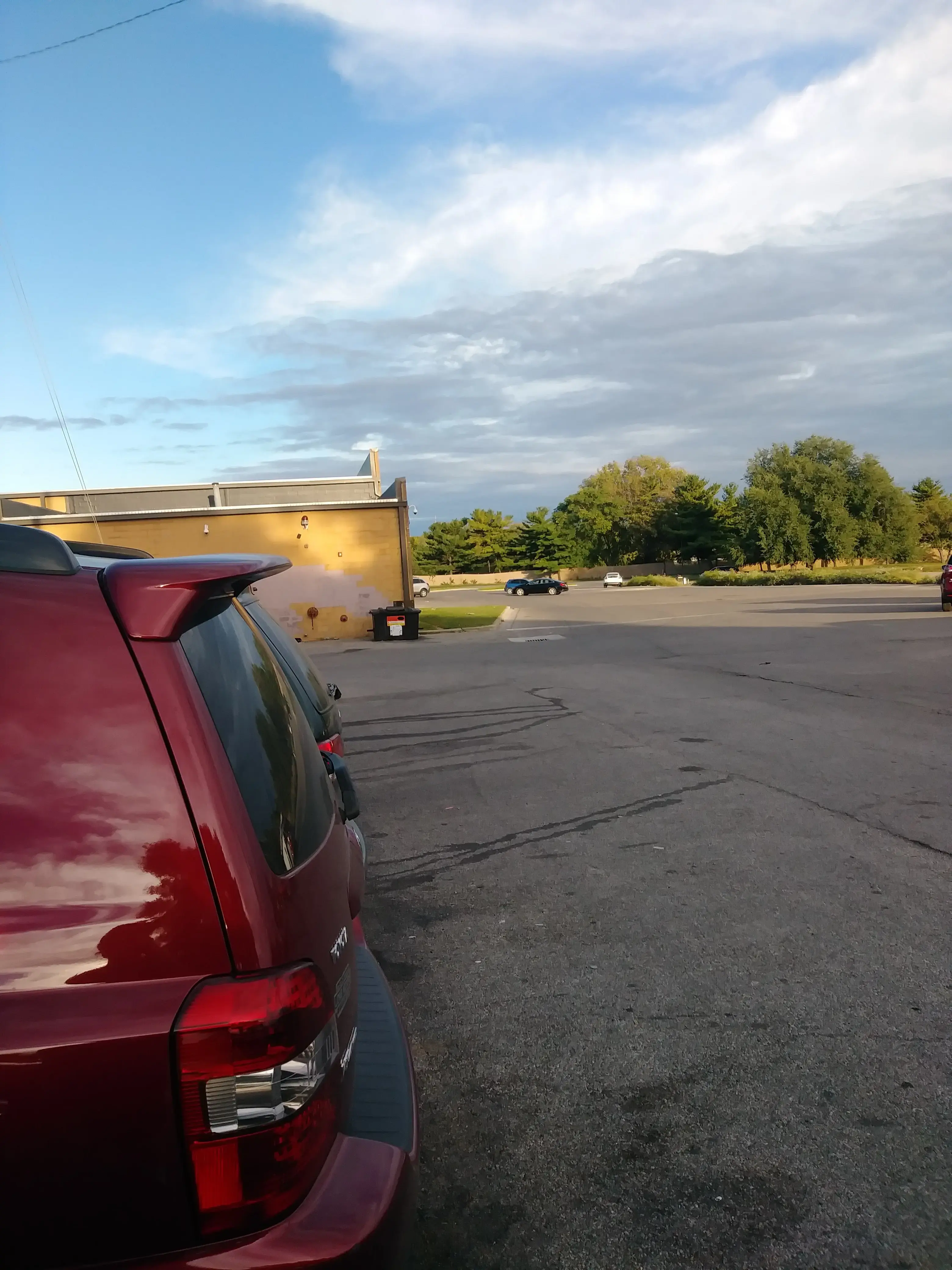 Laundry & Tan Connection thumbnail 11