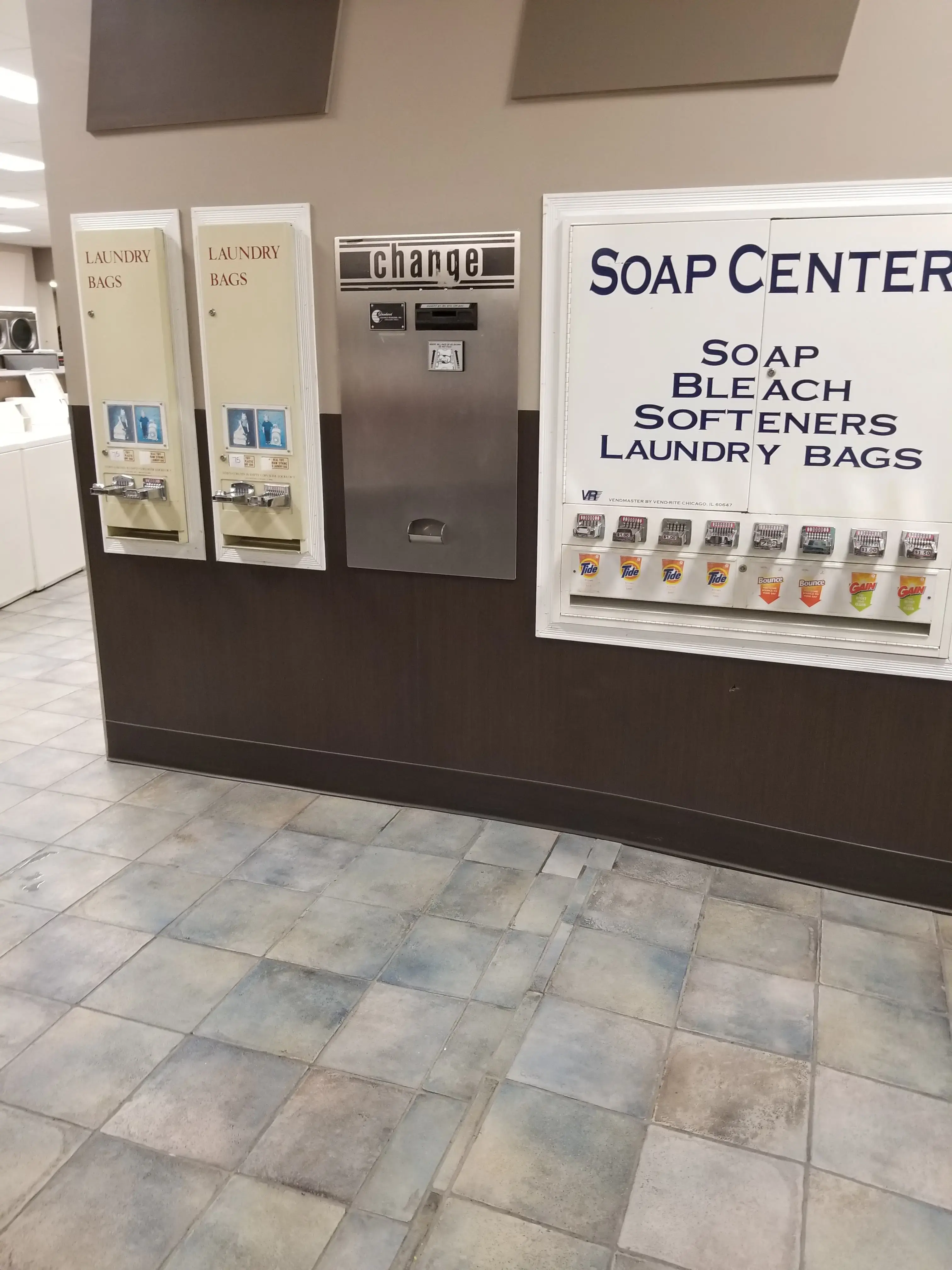 Laundry & Tan Connection - Image 13