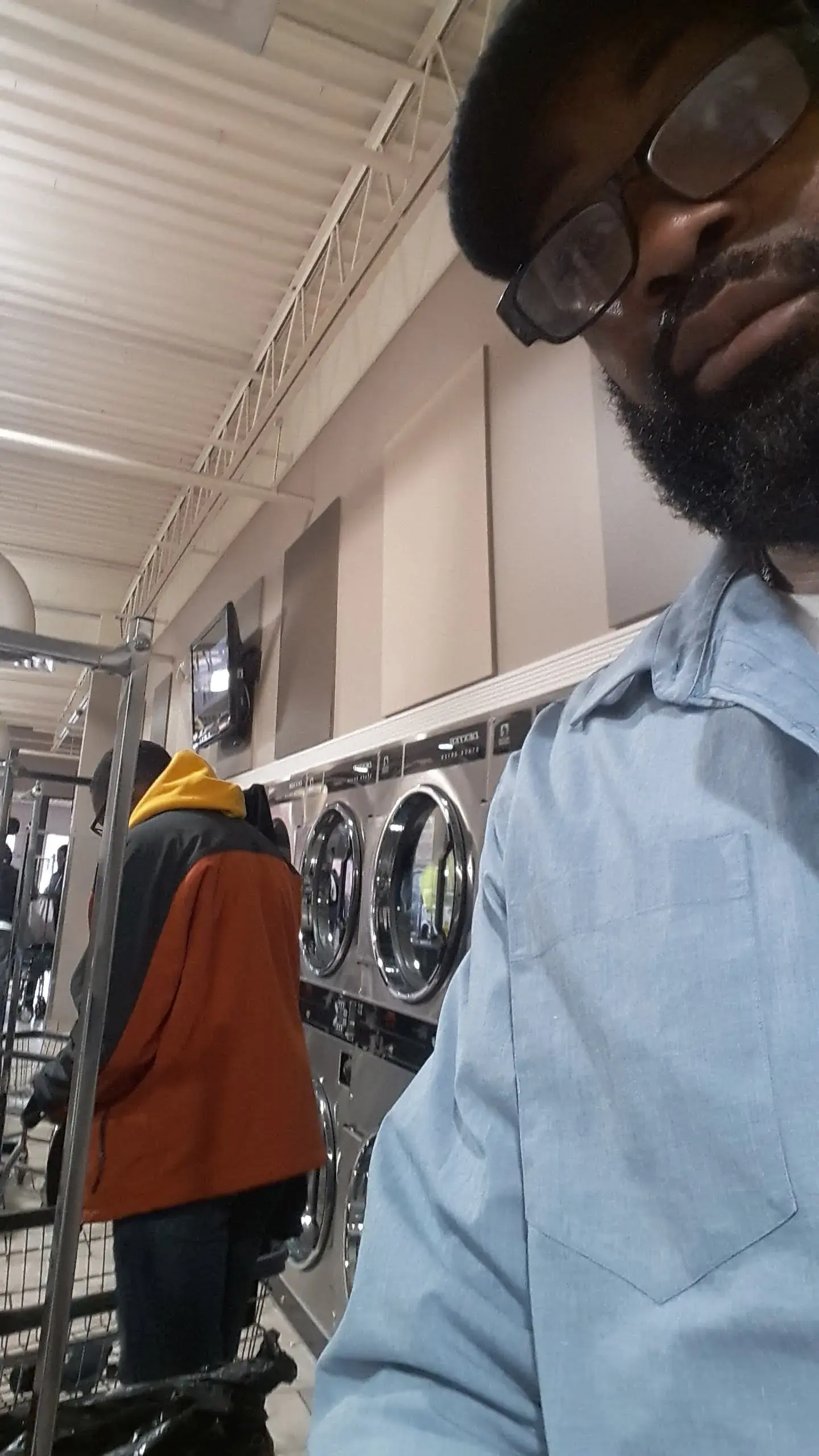 Laundry & Tan Connection thumbnail 19
