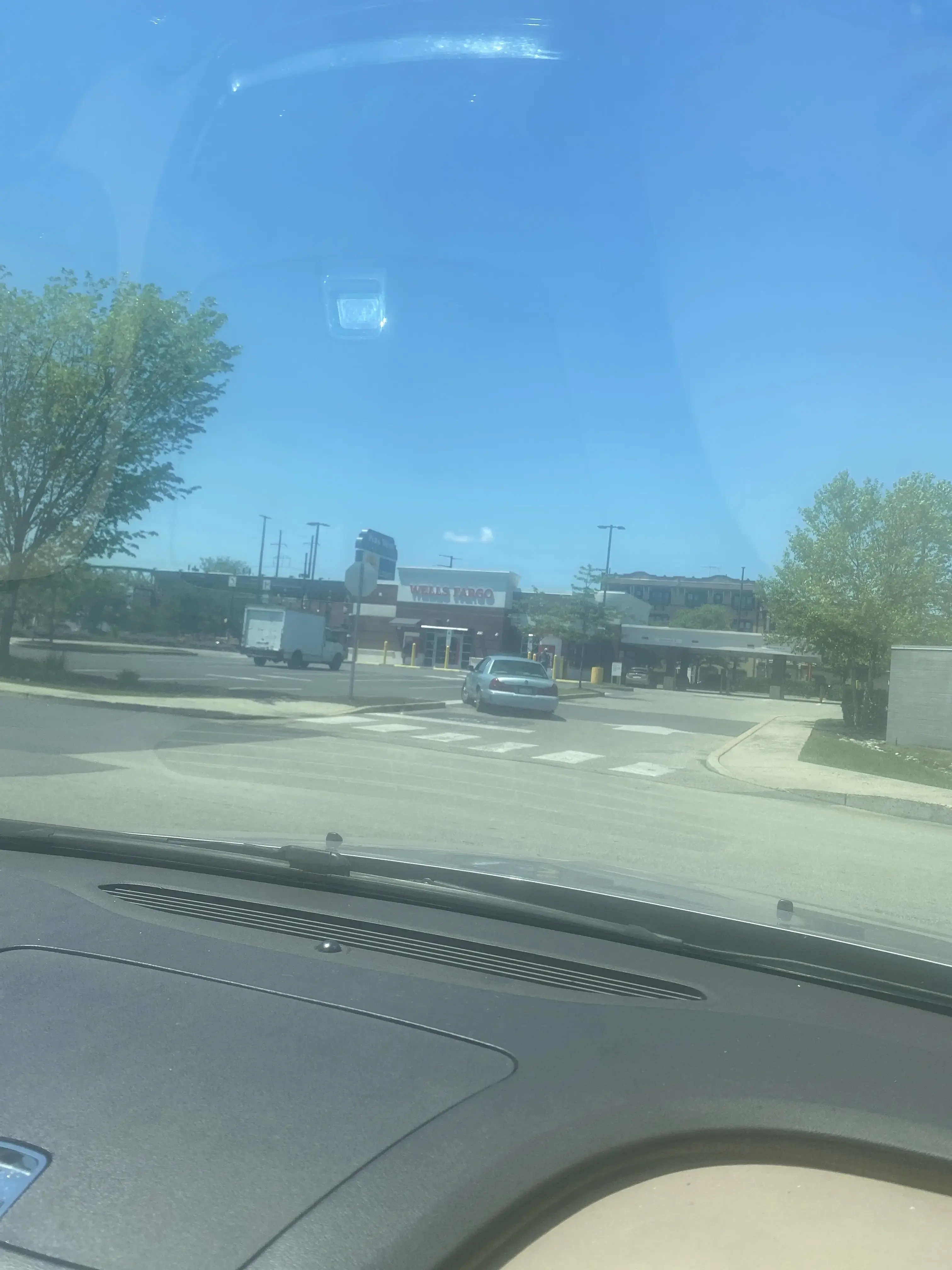 Laundry Time Parkwest - Image 14