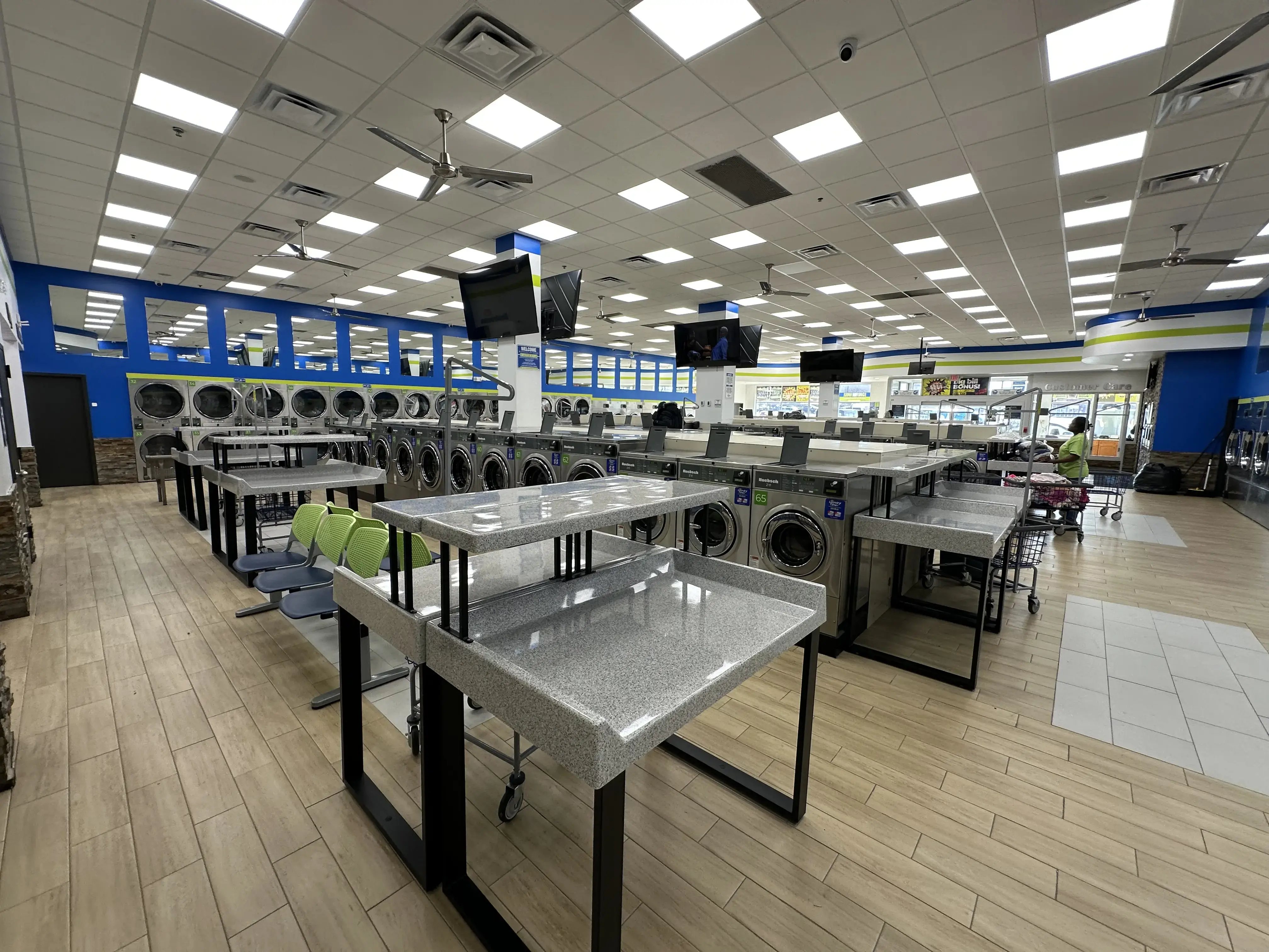 Laundry Time Parkwest - Image 3