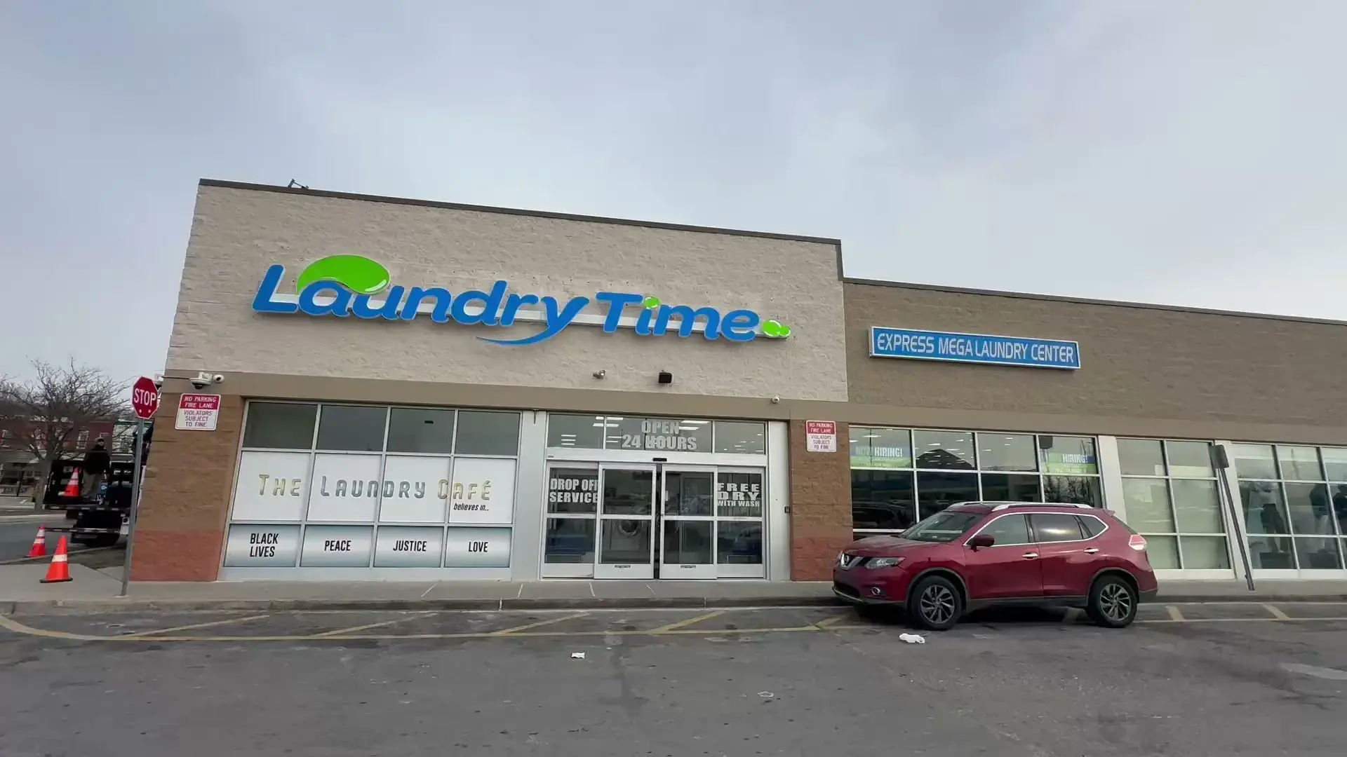 Laundry Time Parkwest - Image 20