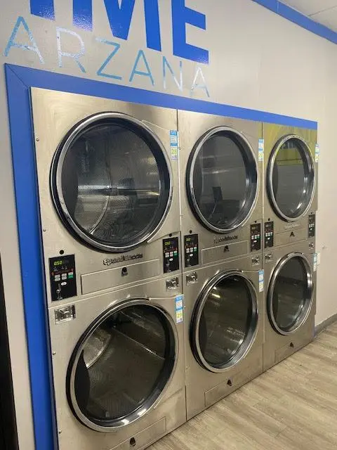 Laundry Time Tarzana thumbnail 7
