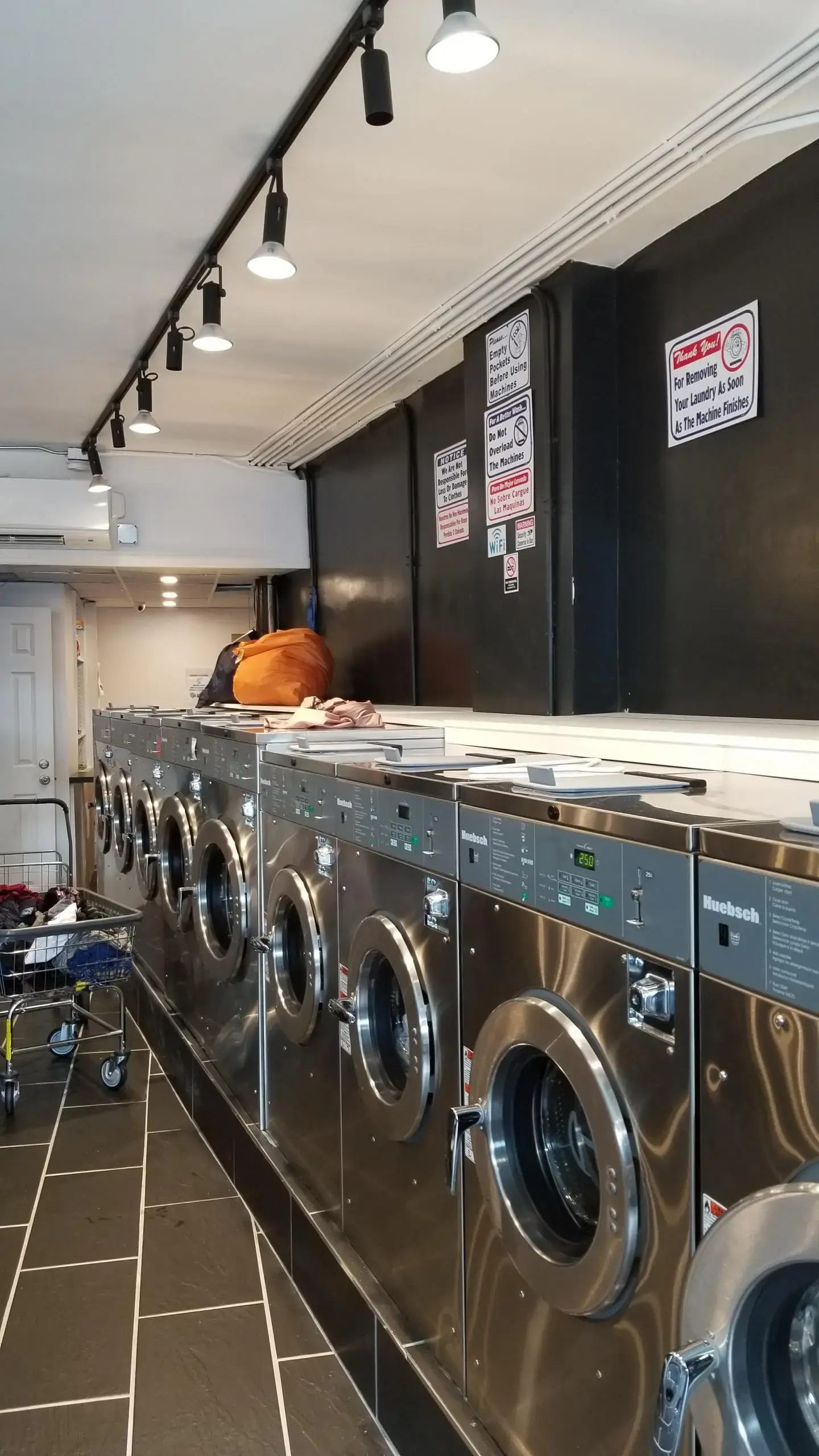 Laundry Train - On Demand Laundry Service thumbnail 11