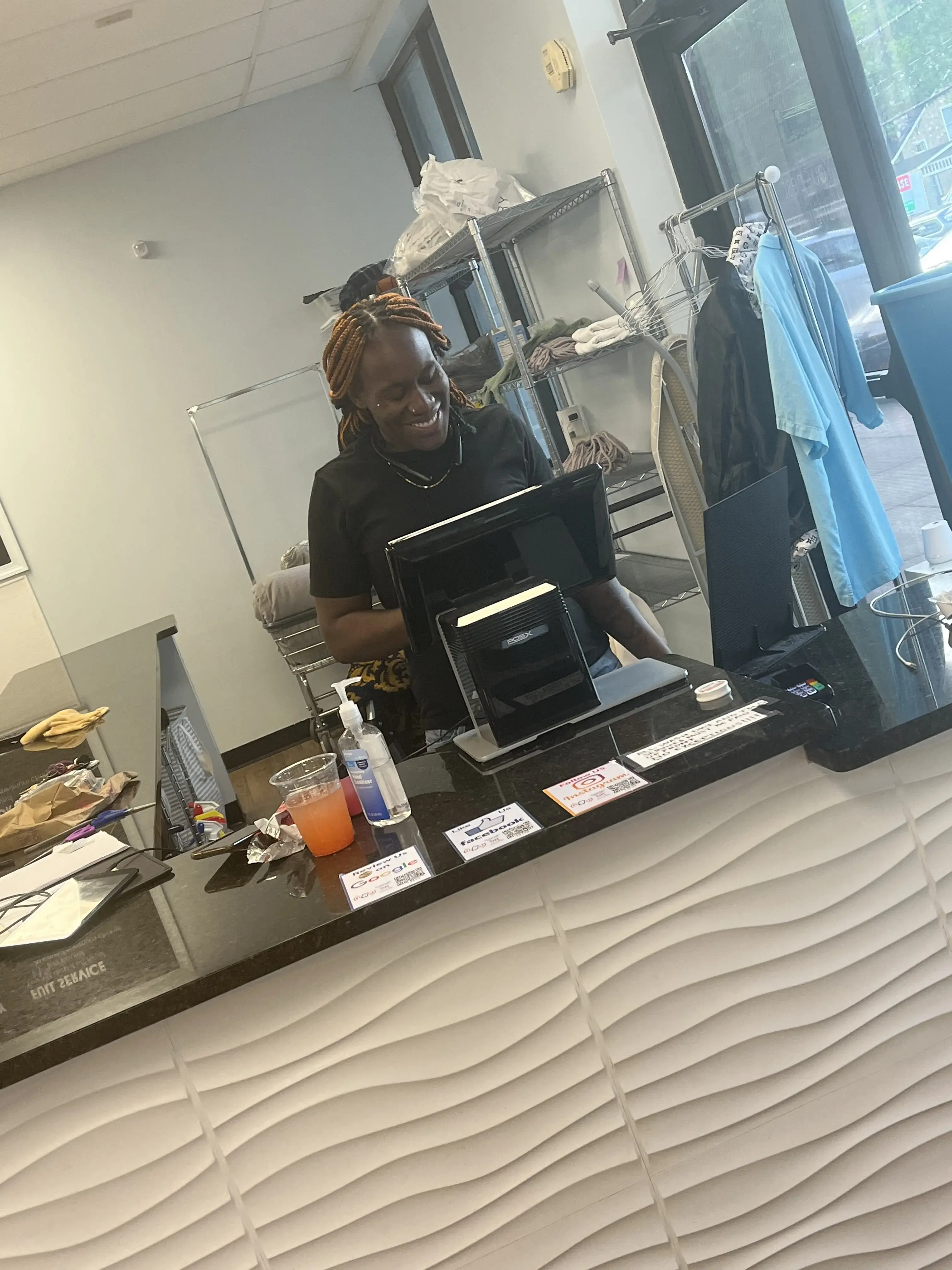 Laundry Unlimited - Image 12