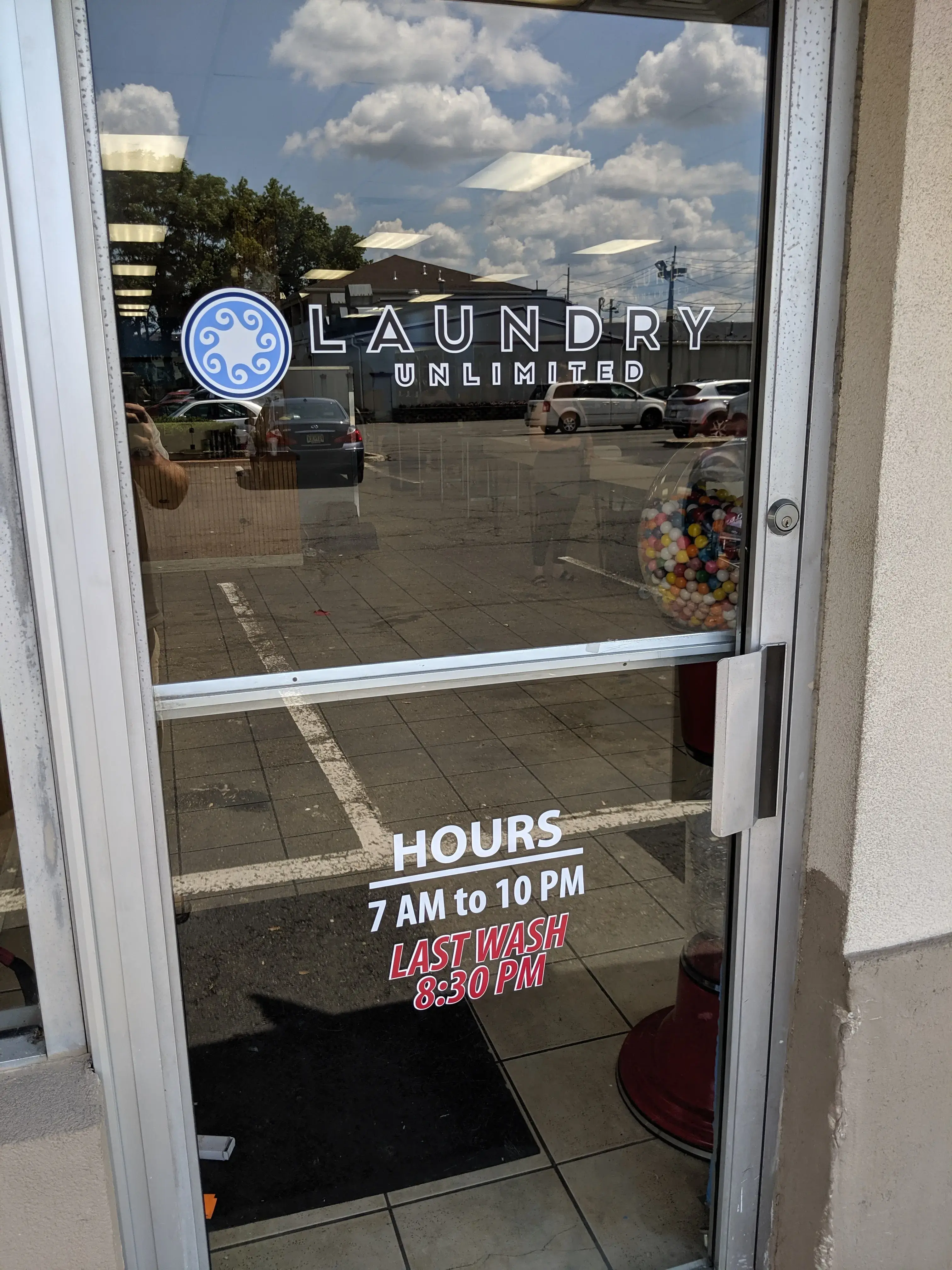 Laundry Unlimited - Image 10