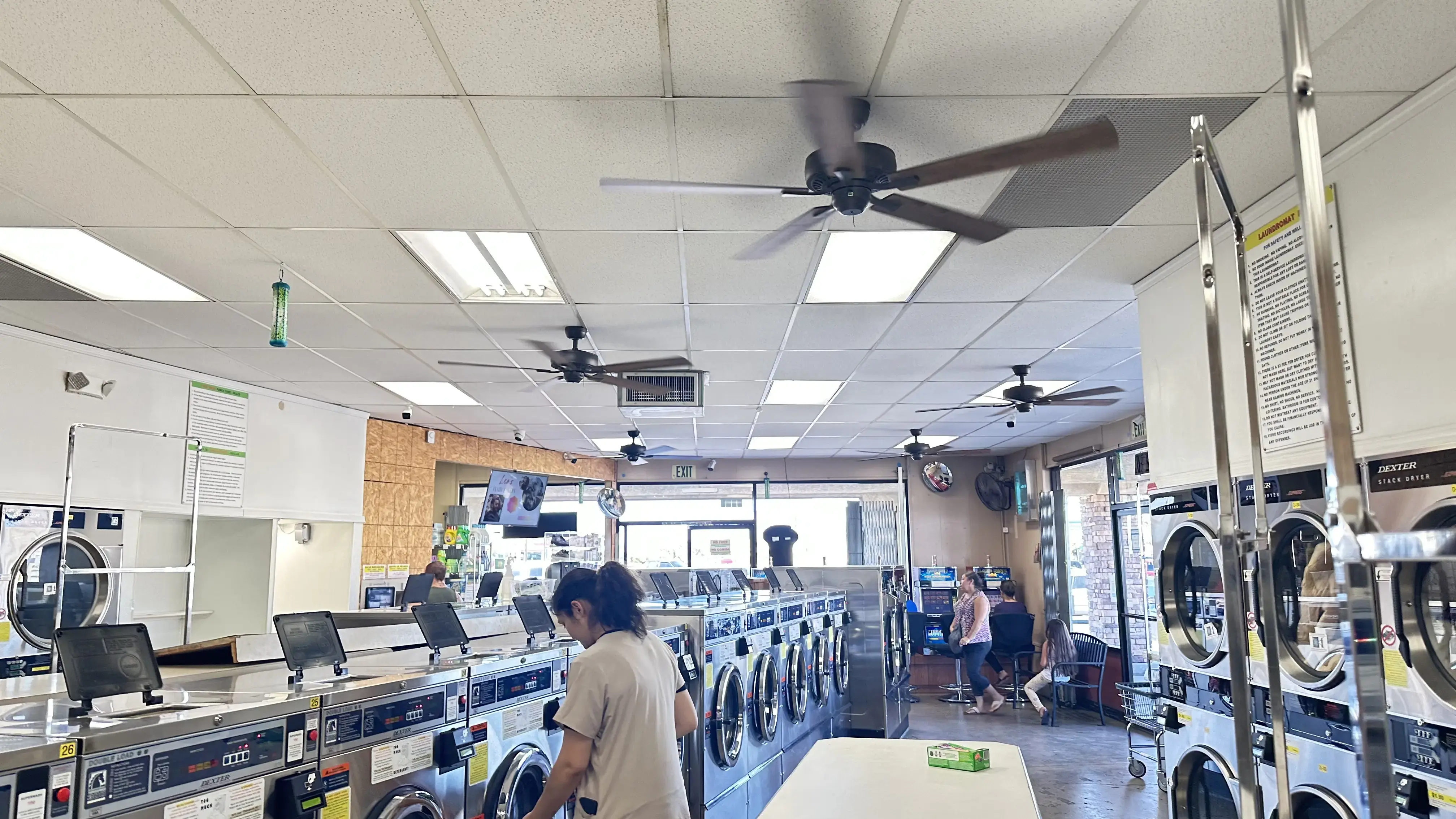 Laundry Vegas - Laundromat & Cleaners - Image 7