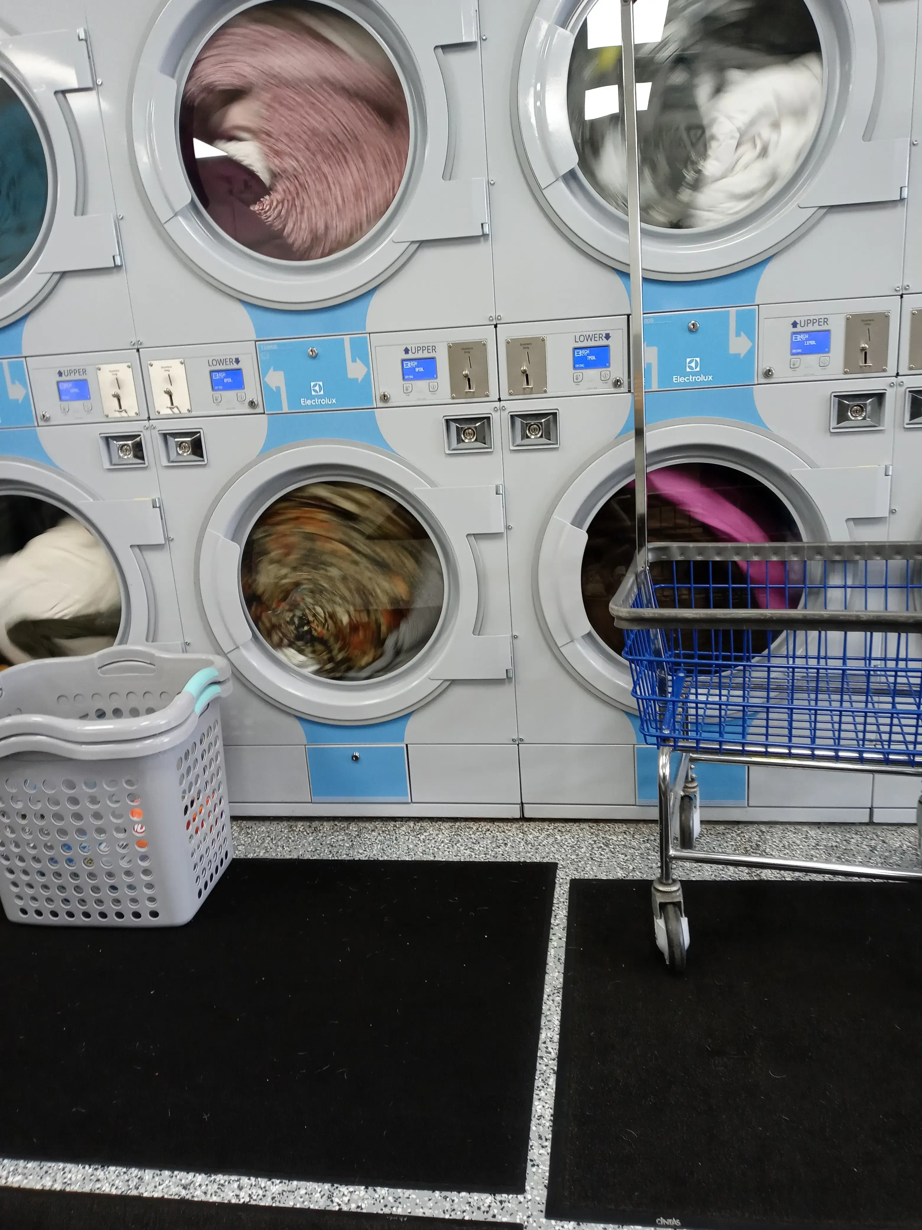 Laundry - Image 4