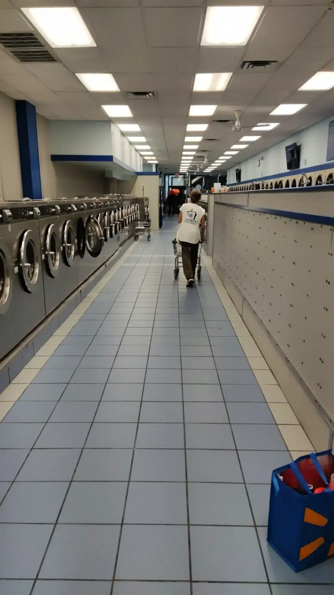 Laundry Warehouse Cliffside Park - Image 15