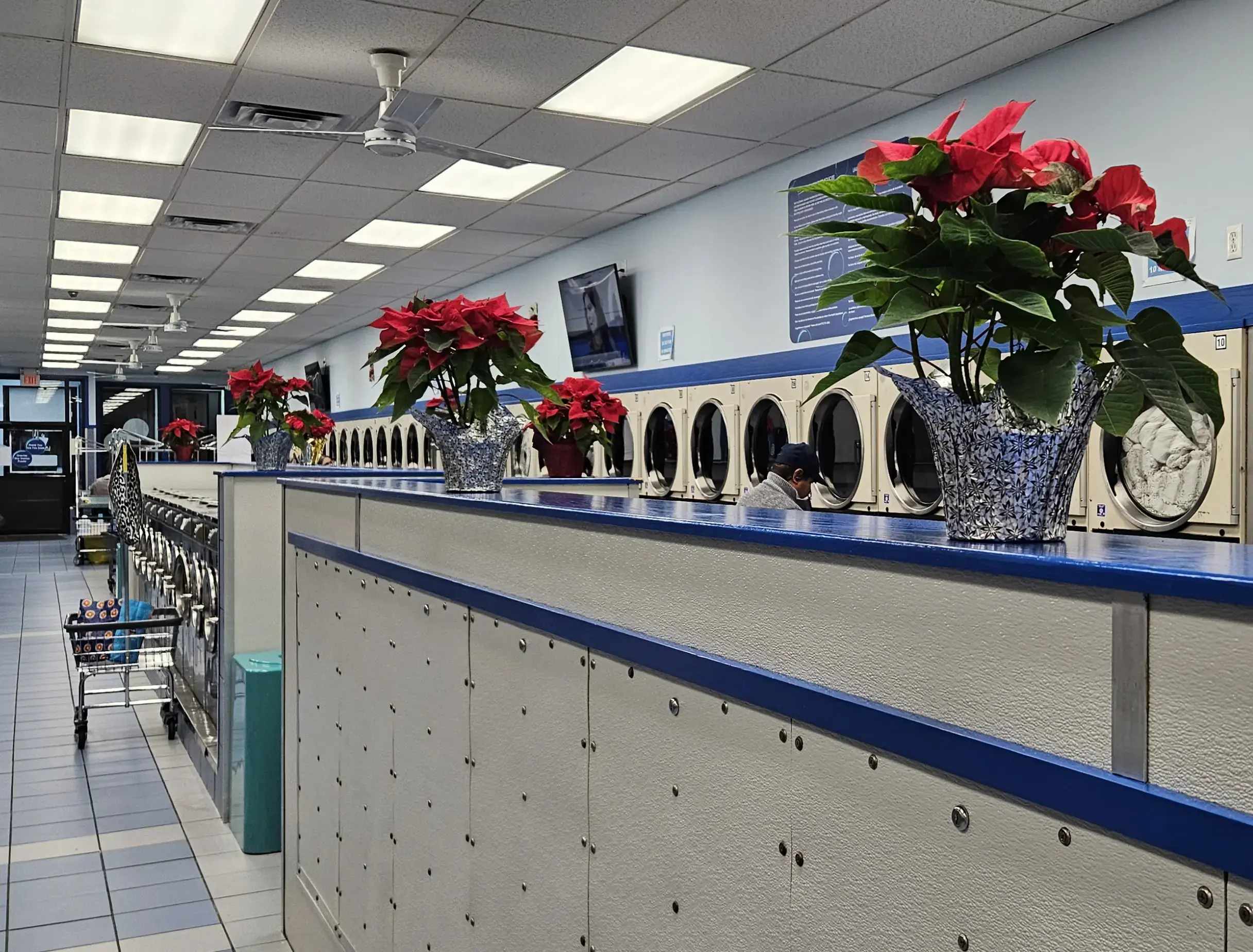 Laundry Warehouse Cliffside Park - Image 13