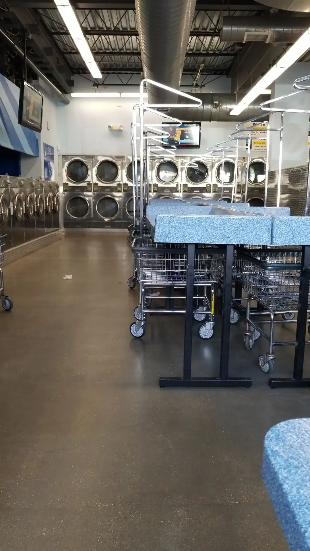 Laundry Warehouse Elizabeth – Bayway Circle thumbnail 3