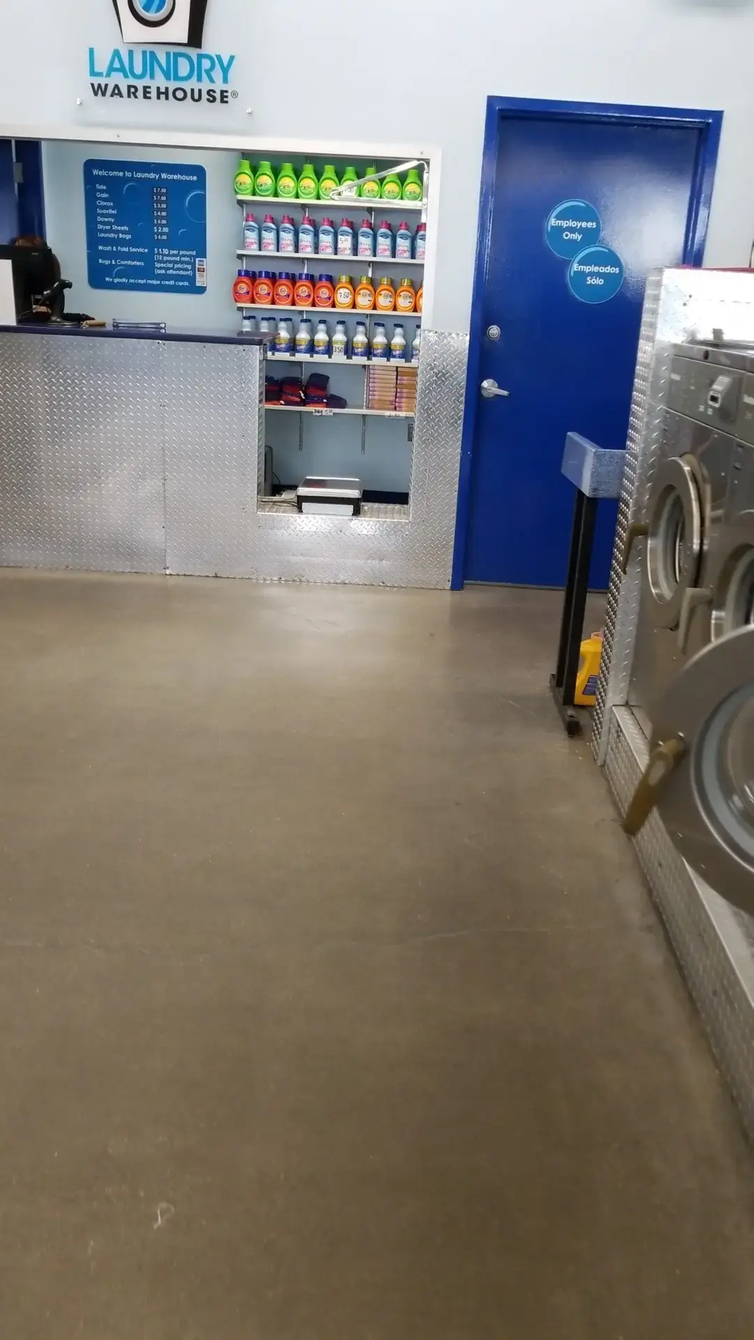 Laundry Warehouse Elizabeth – Bayway Circle thumbnail 4