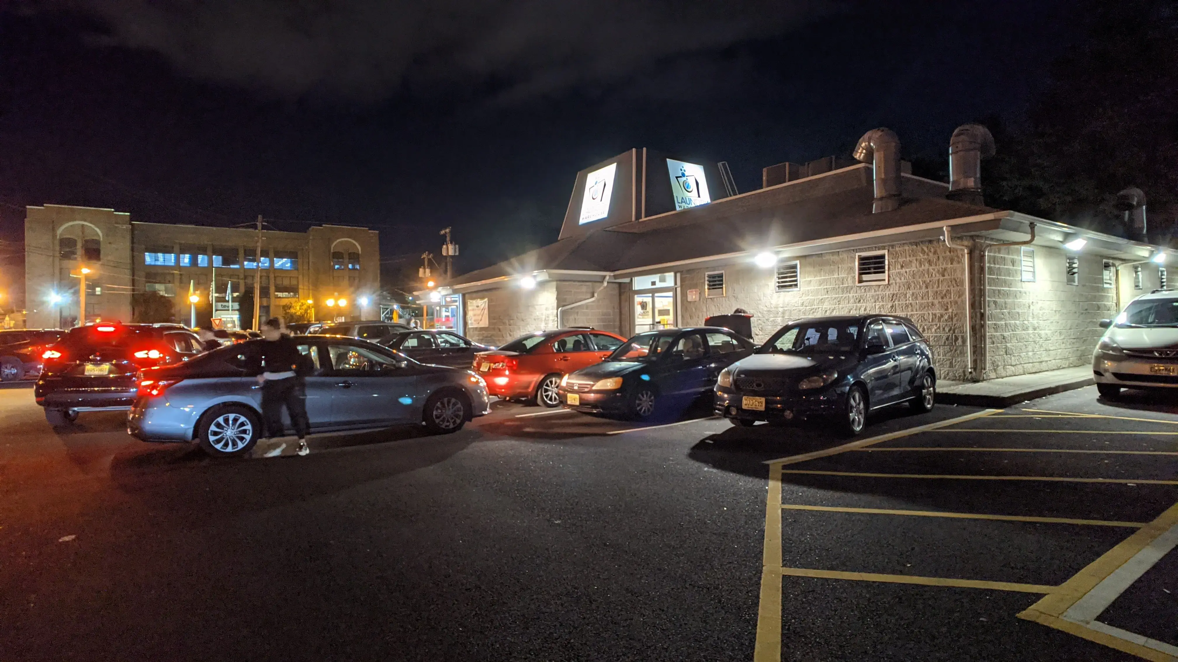 Laundry Warehouse Elizabeth – Elmora Avenue thumbnail 11